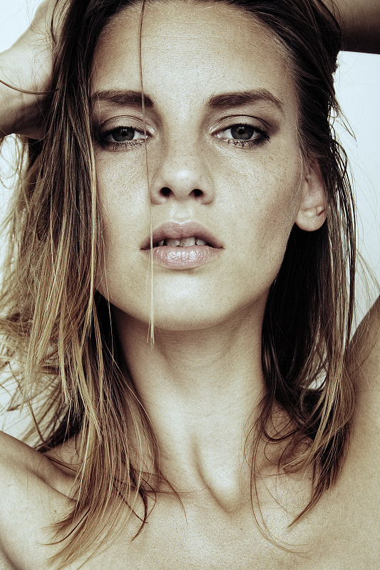 Canon EF-S 18-55mm F3.5-5.6 sample photo. Barbaracia by tomas raszka photography