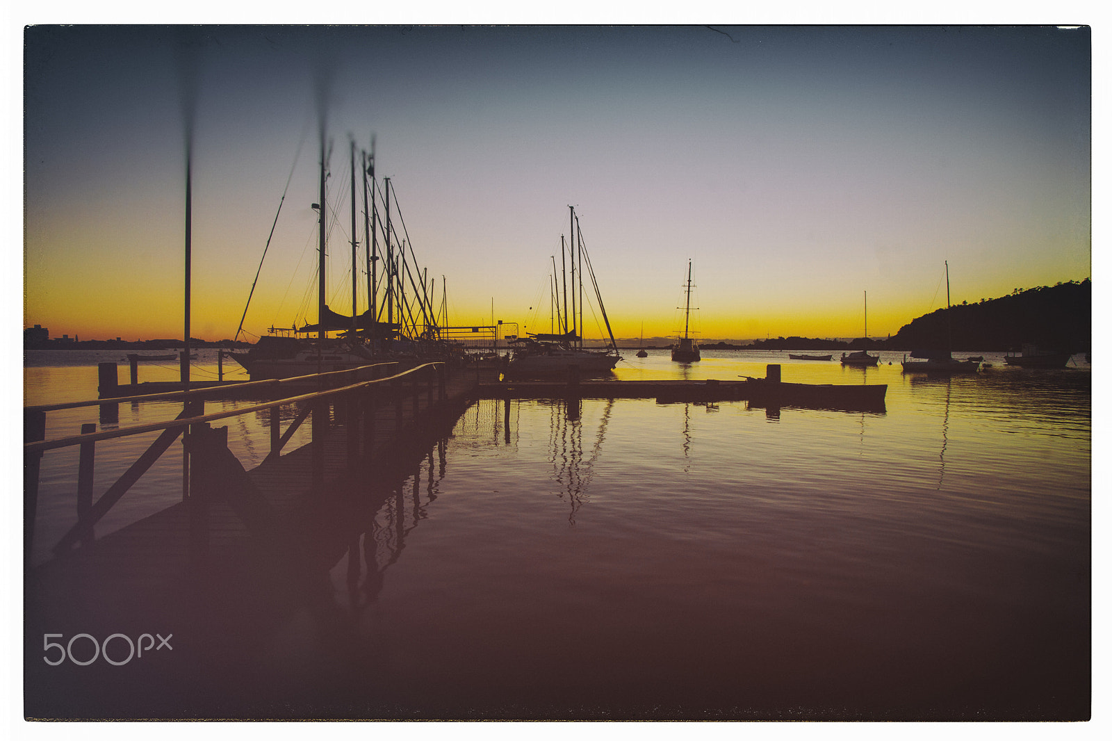 Sony Alpha DSLR-A850 + Minolta AF 28-85mm F3.5-4.5 New sample photo. A new morning in the marina photography