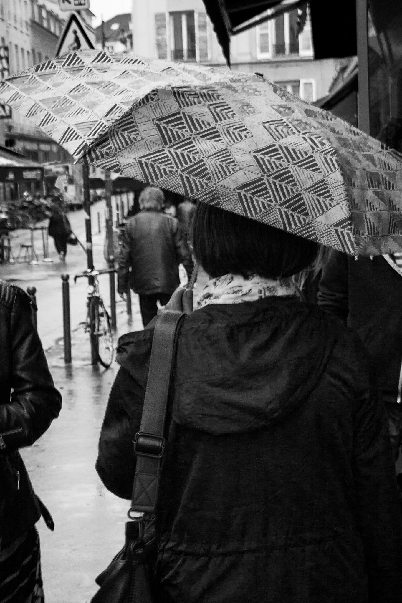 Canon EF-S 18-55mm F3.5-5.6 sample photo. Parapluies photography
