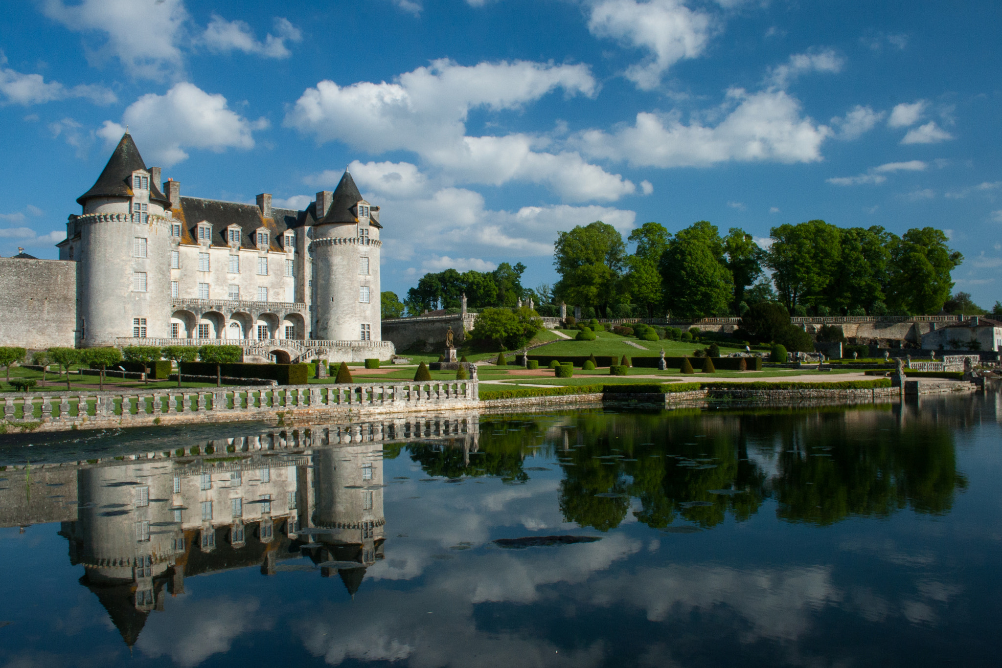 Canon EF-S 18-55mm F3.5-5.6 sample photo. Paris alençon ecoyeux photography