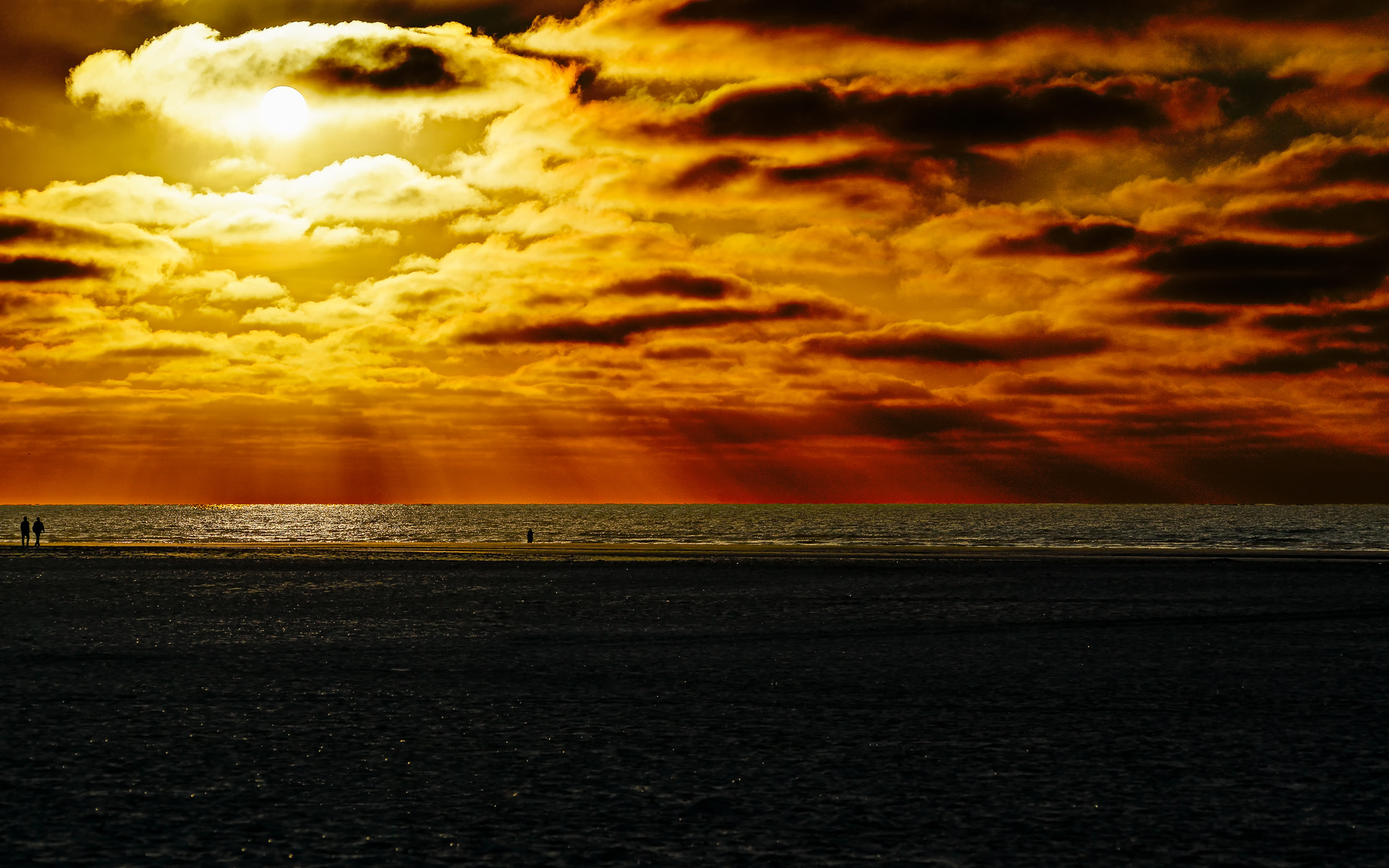 Nikon D800 + AF Nikkor 70-210mm f/4-5.6 sample photo. Sunset dramatic photography