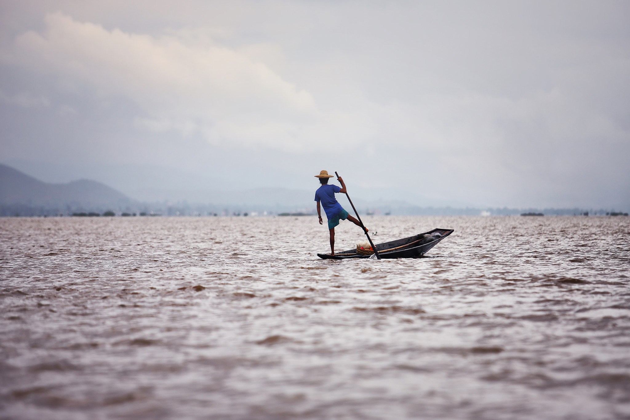 Canon EOS-1Ds Mark III sample photo. Fisherman photography