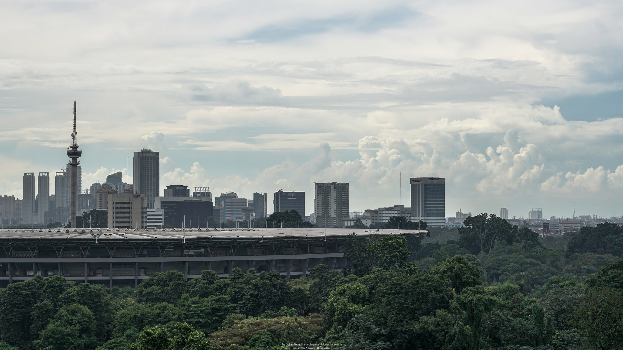 Sony Planar T* 85mm F1.4 ZA sample photo. The gelora bung karno stadium | jakarta, indonesia photography