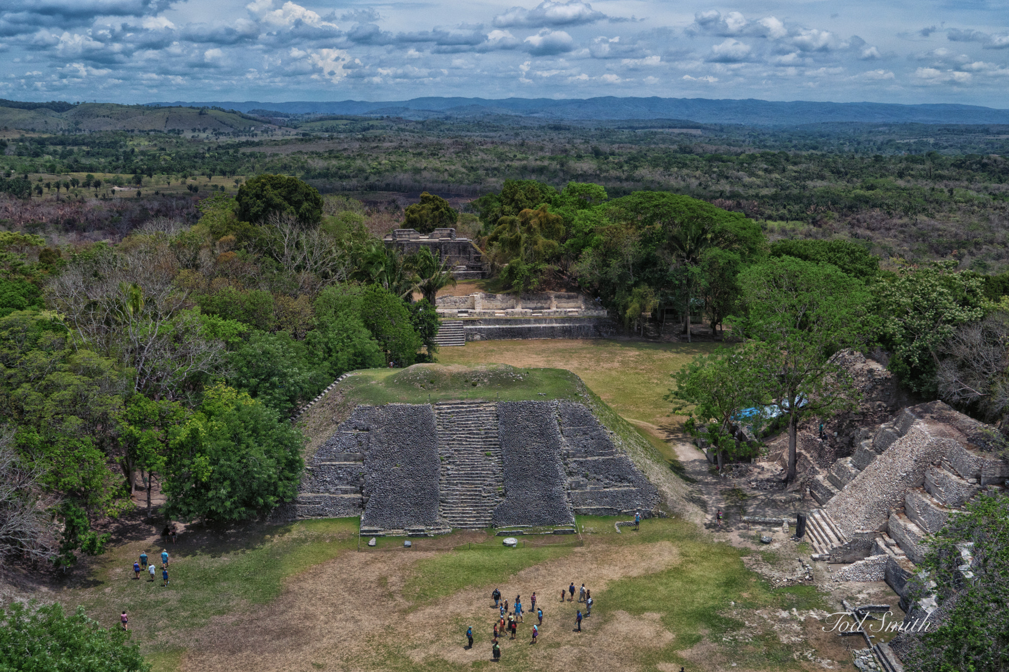 Sony a6300 + Sony Vario Tessar T* FE 24-70mm F4 ZA OSS sample photo. Xunantunich, belize photography