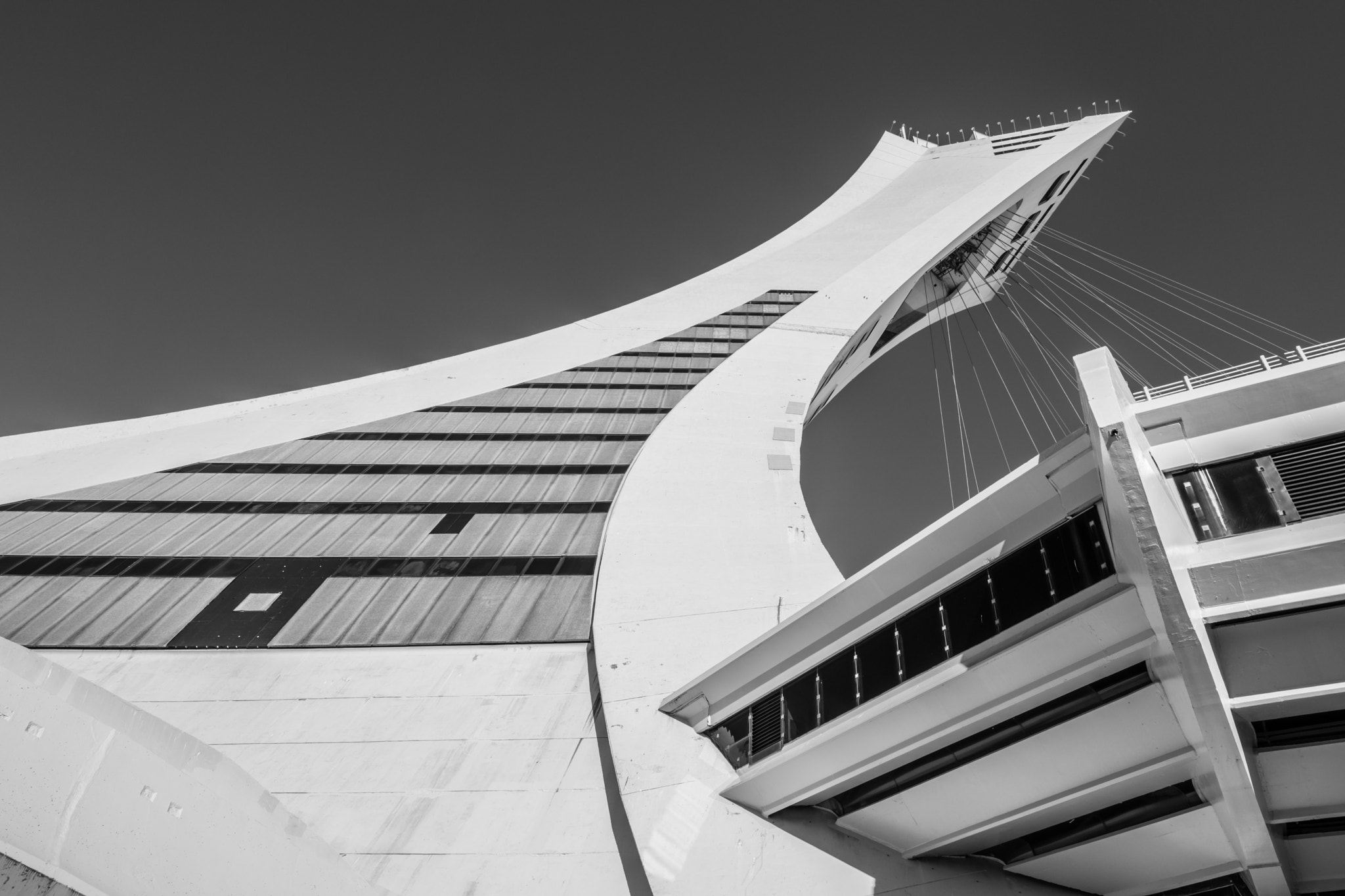 Samsung NX500 + Samsung NX 16mm F2.4 Pancake sample photo. Montreal olympic park #[b&w] photography