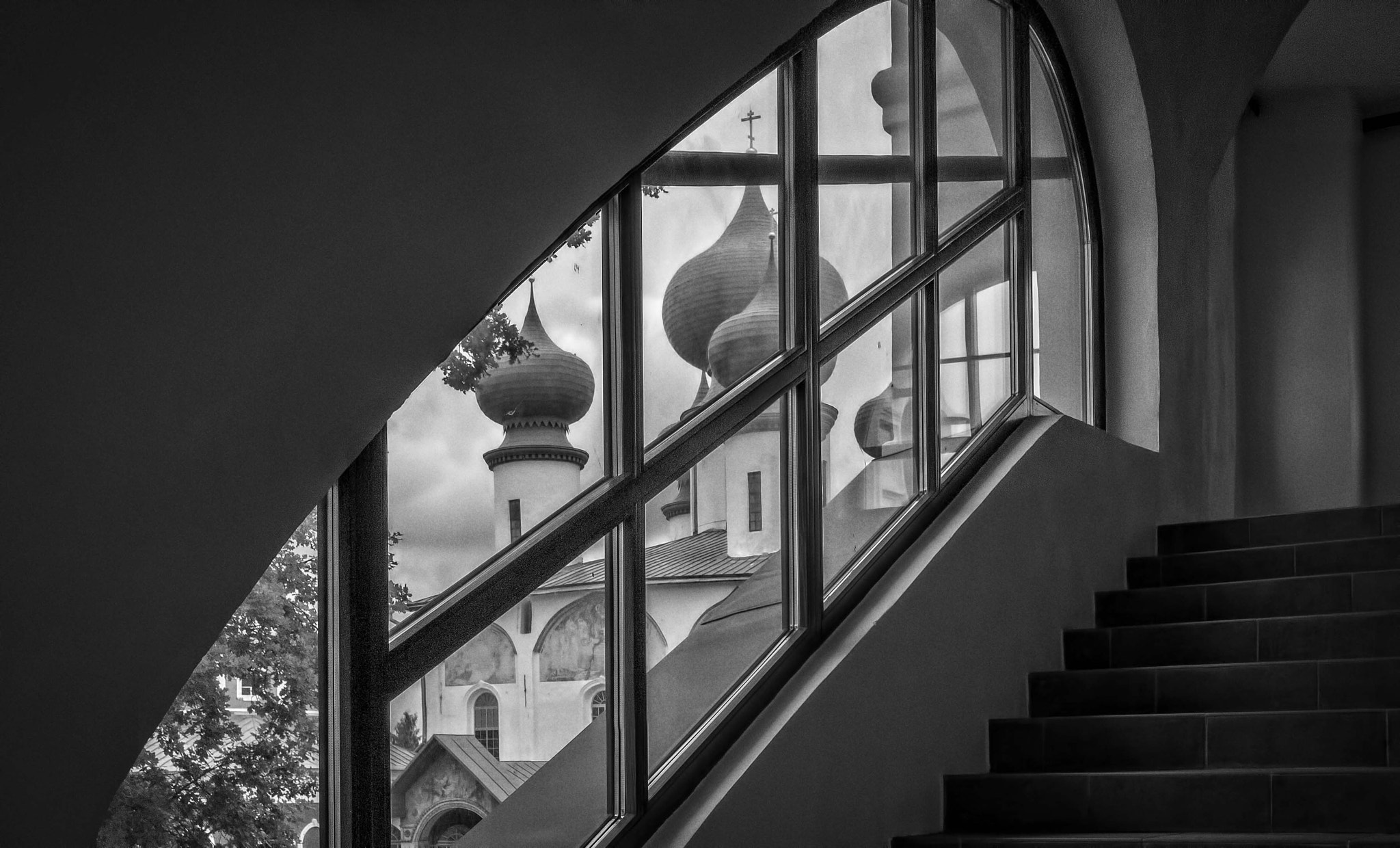 Panasonic Lumix DMC-GF3 + Panasonic Lumix G 20mm F1.7 ASPH sample photo. Ascending photography