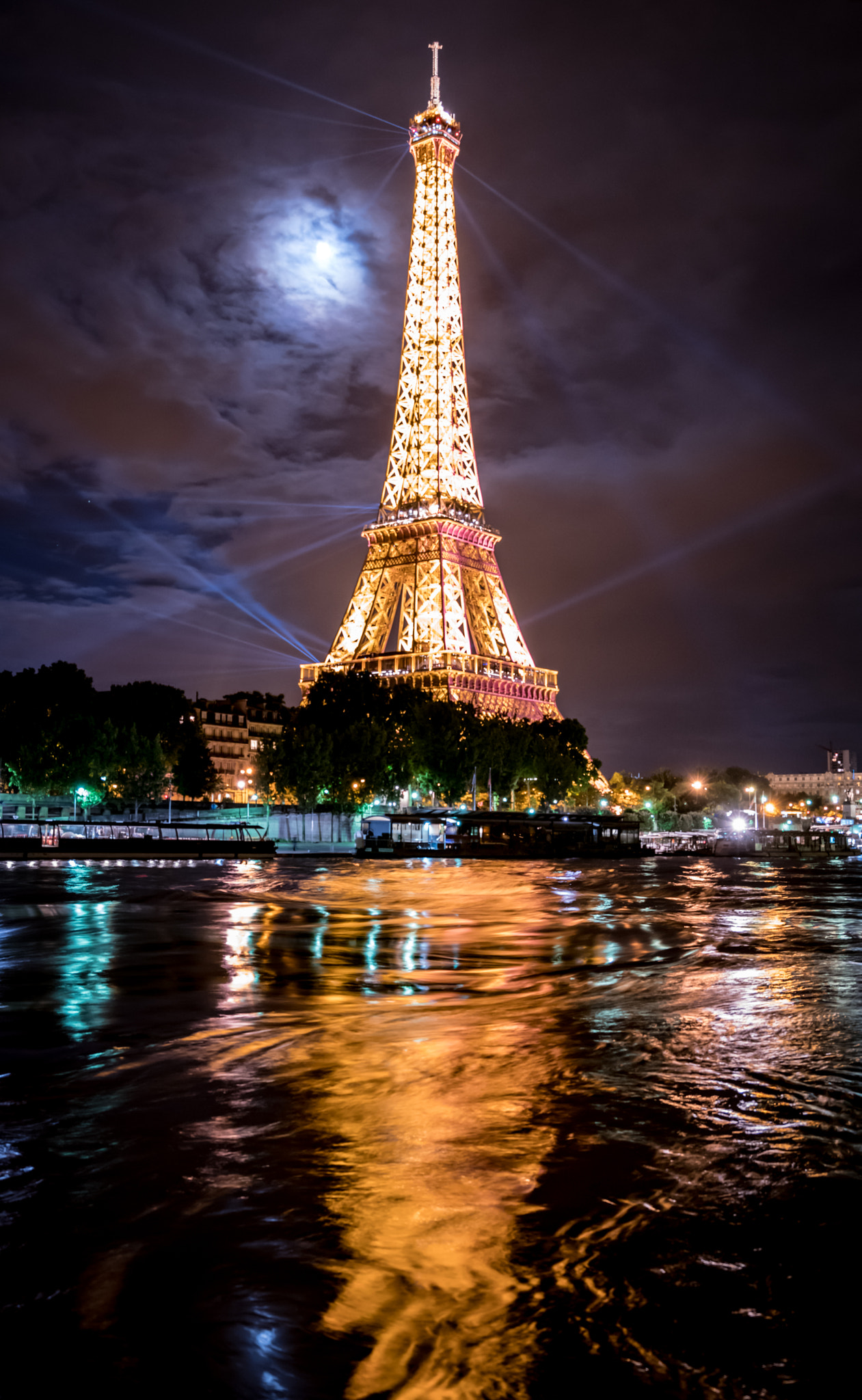 Vario-Elmar 30-90 sample photo. Eiffel tower and moon photography