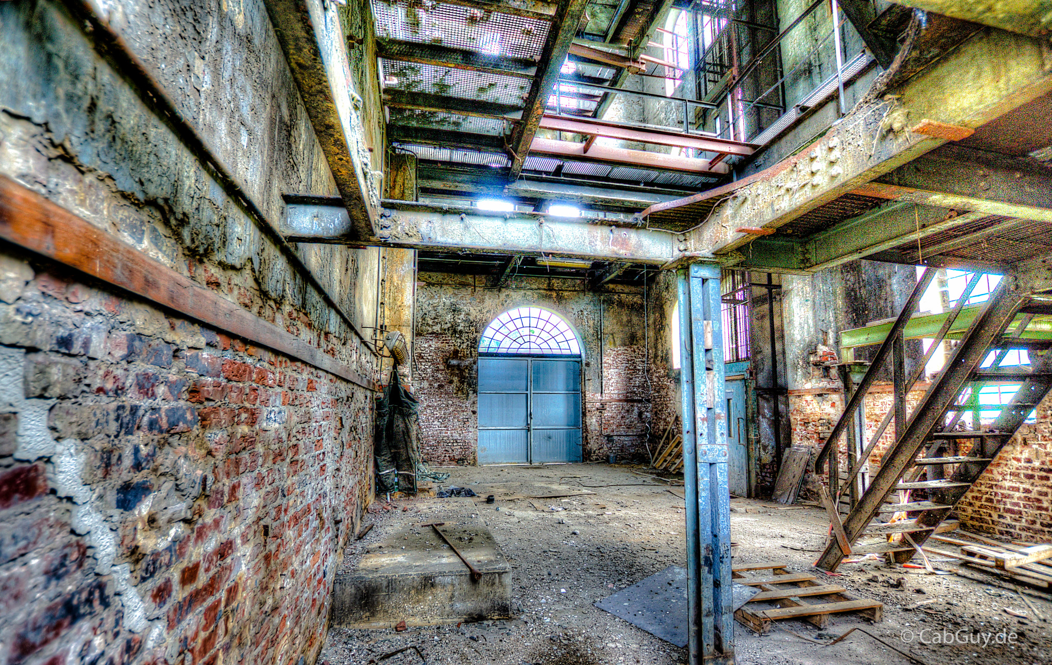 Sony ILCA-77M2 + Sigma 10-20mm F3.5 EX DC HSM sample photo. Inside the vinegar tower photography