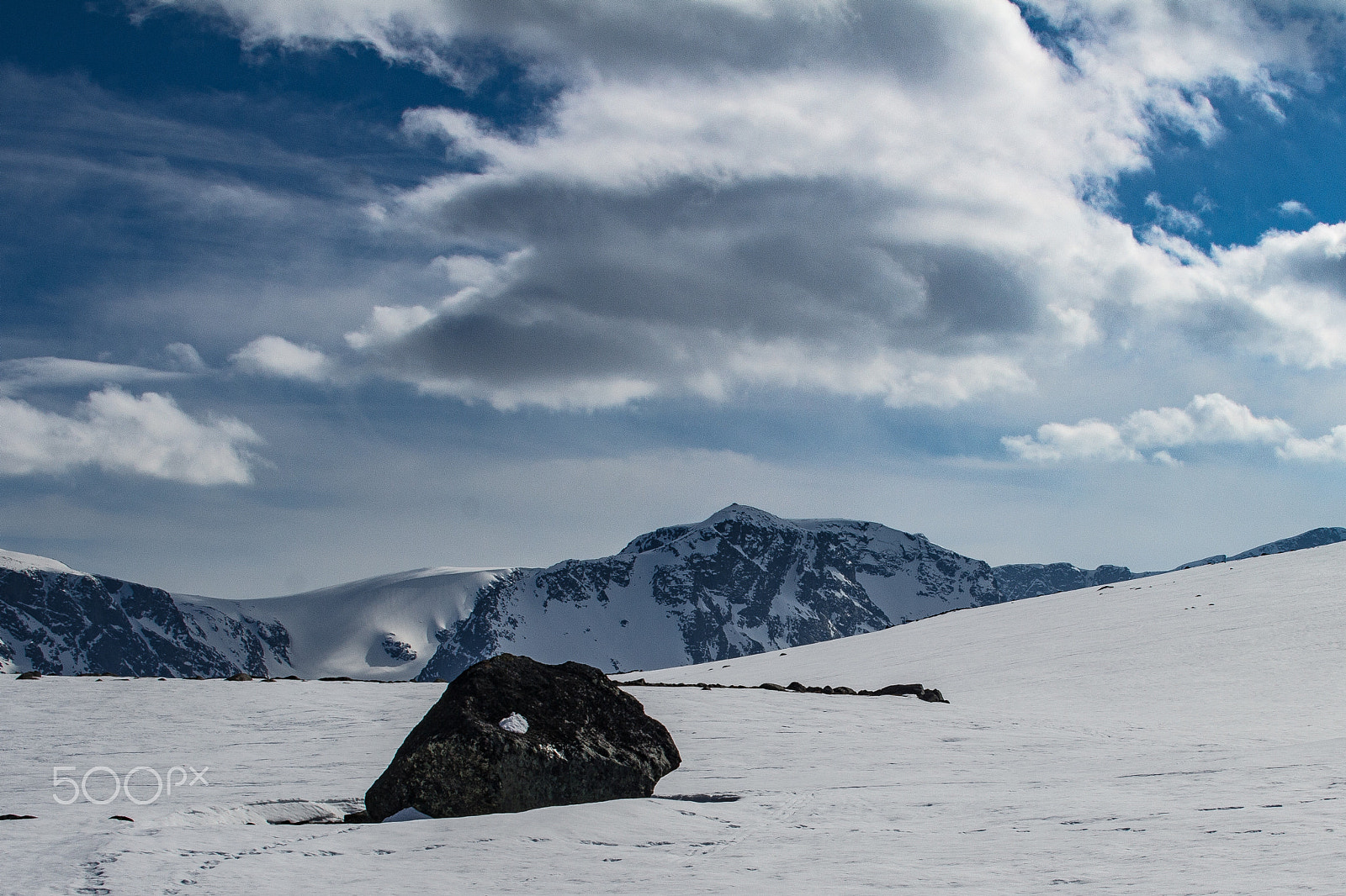 Sigma 30mm F1.4 EX DC HSM sample photo. Clouds in jotunheimen photography