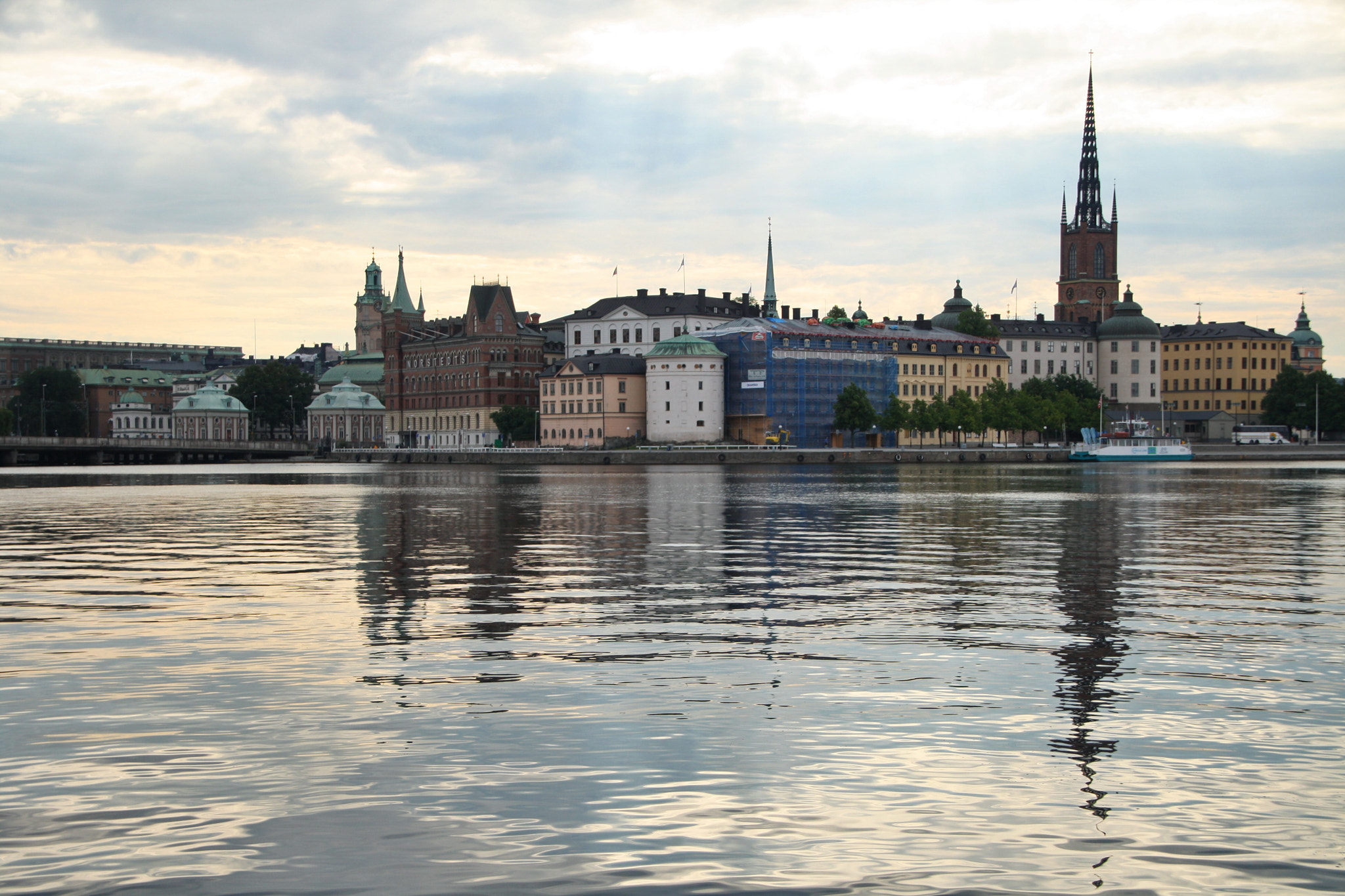 Sigma 18-125mm F3.8-5.6 DC OS HSM sample photo. View of riddarholmen photography
