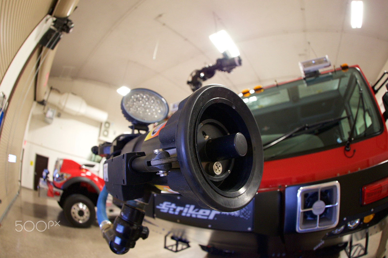 Canon EF 8-15mm F4L Fisheye USM sample photo. Water gun fight? photography