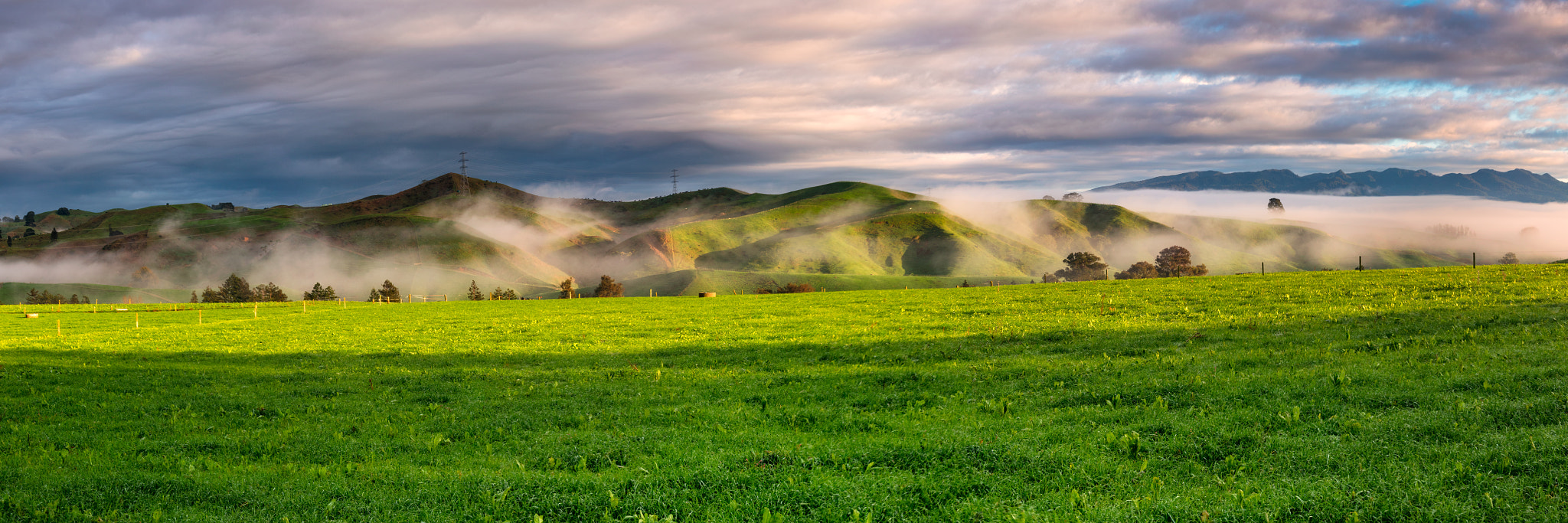 Sigma 18-200mm f/3.5-6.3 DC OS sample photo. Fog in the shire photography