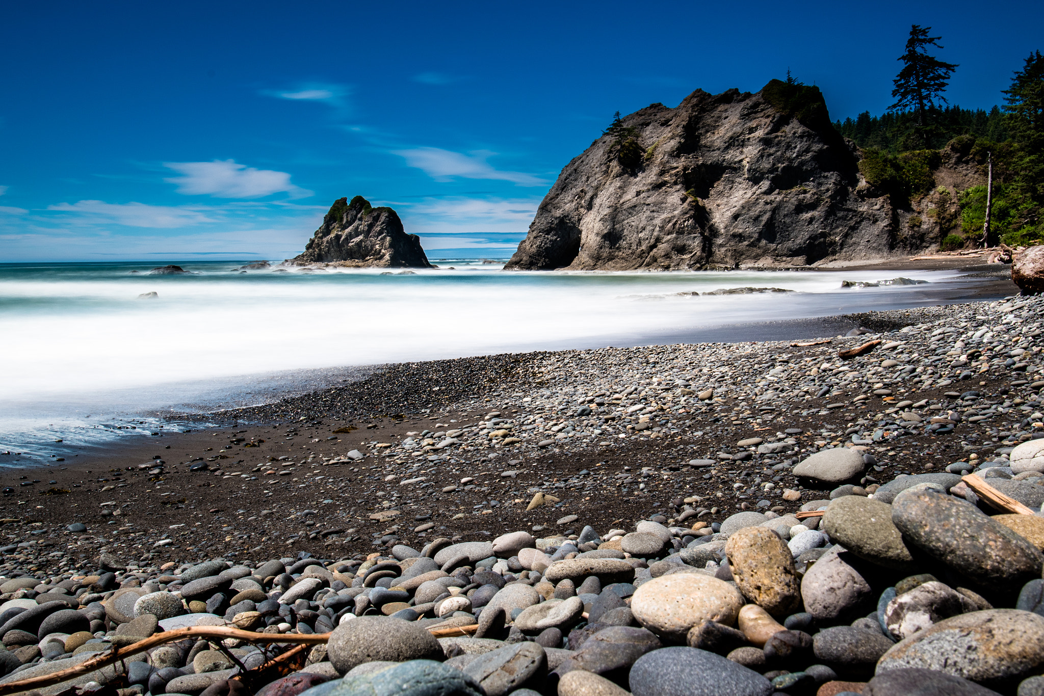 Nikon D5500 + Nikon AF-S Nikkor 20mm F1.8G ED sample photo. Realito beach. photography