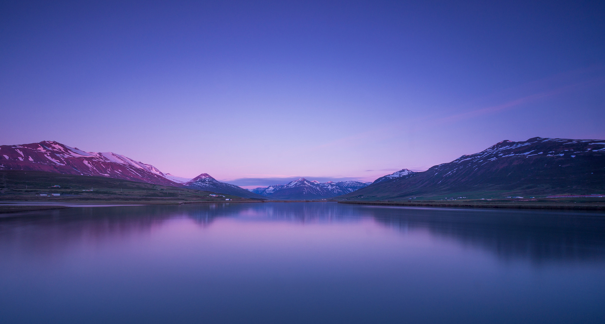 Olympus OM-D E-M5 + Olympus M.Zuiko Digital ED 7-14mm F2.8 PRO sample photo. Beautiful icelandic landscape during sunrise. photography
