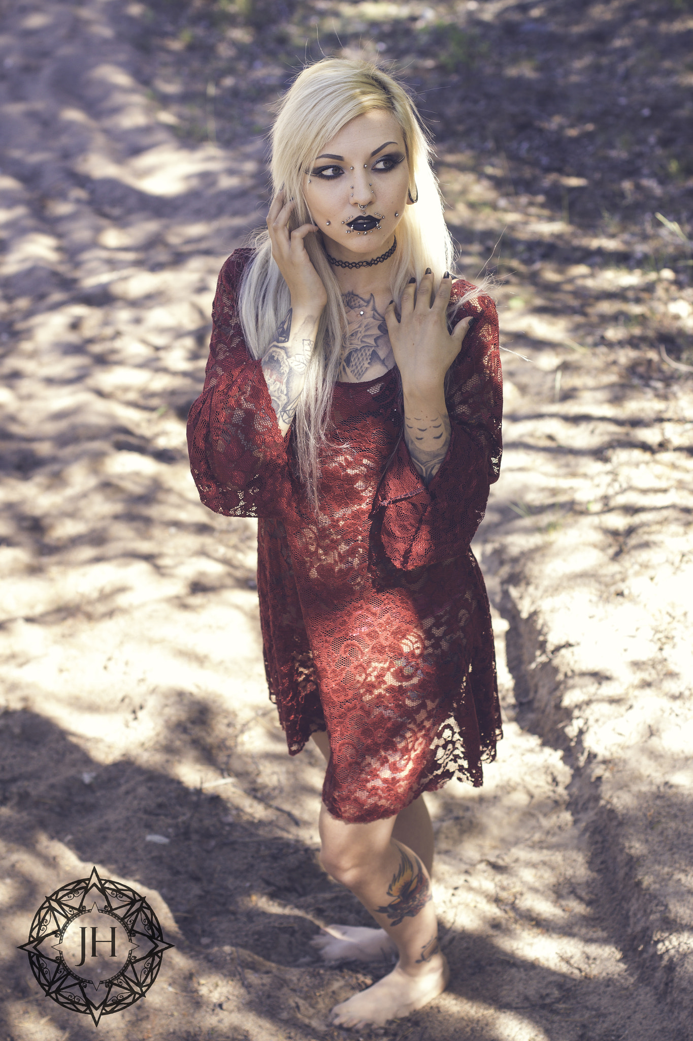 Canon EOS 70D + Canon EF 50mm F1.4 USM sample photo. Love lace photography