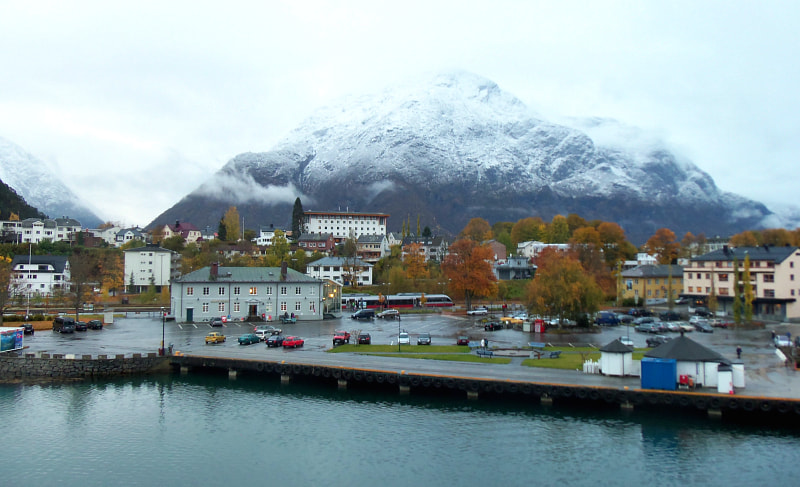 Kodak EASYSHARE M580 DIGITAL CAMERA sample photo. Andalsnes harbour photography