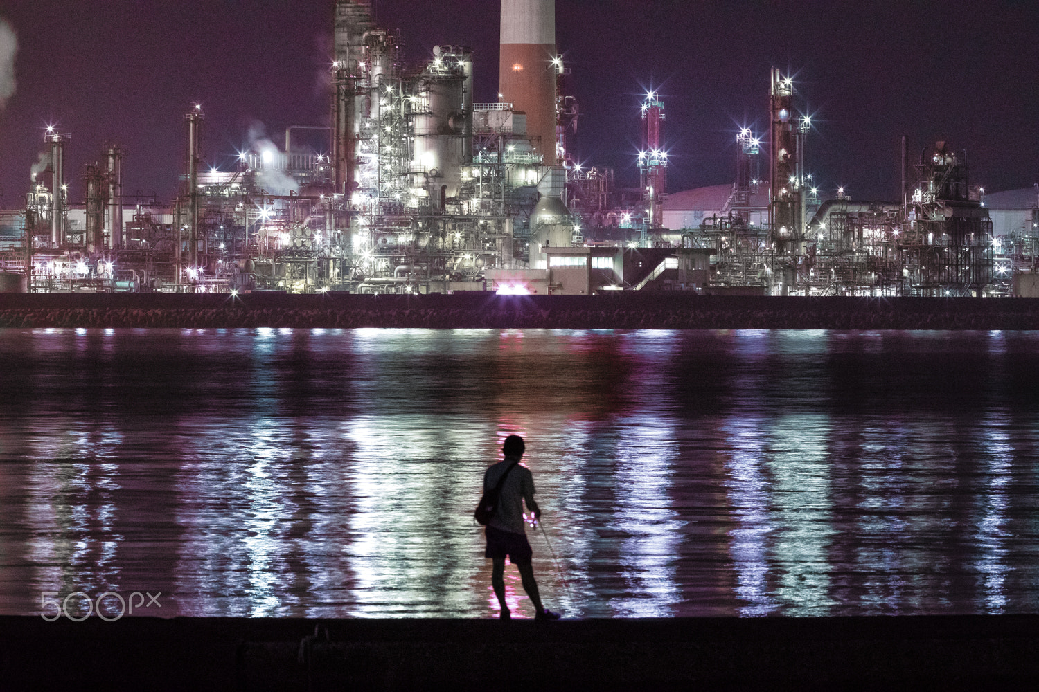 Canon EF 200mm F2L IS USM sample photo. City photography