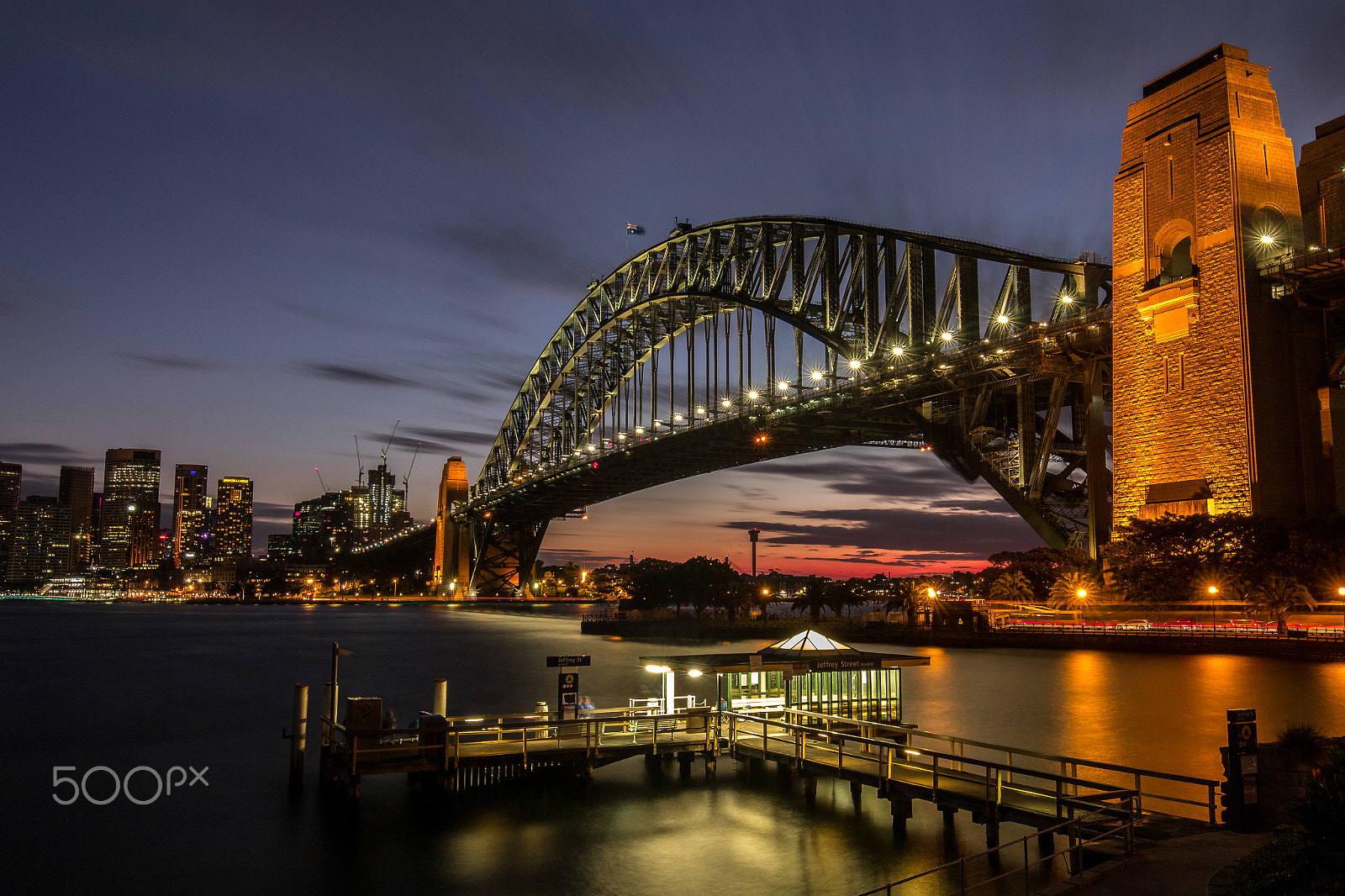 Canon EOS 700D (EOS Rebel T5i / EOS Kiss X7i) + Canon EF 16-35mm F4L IS USM sample photo. Sydney harbour bridge photography