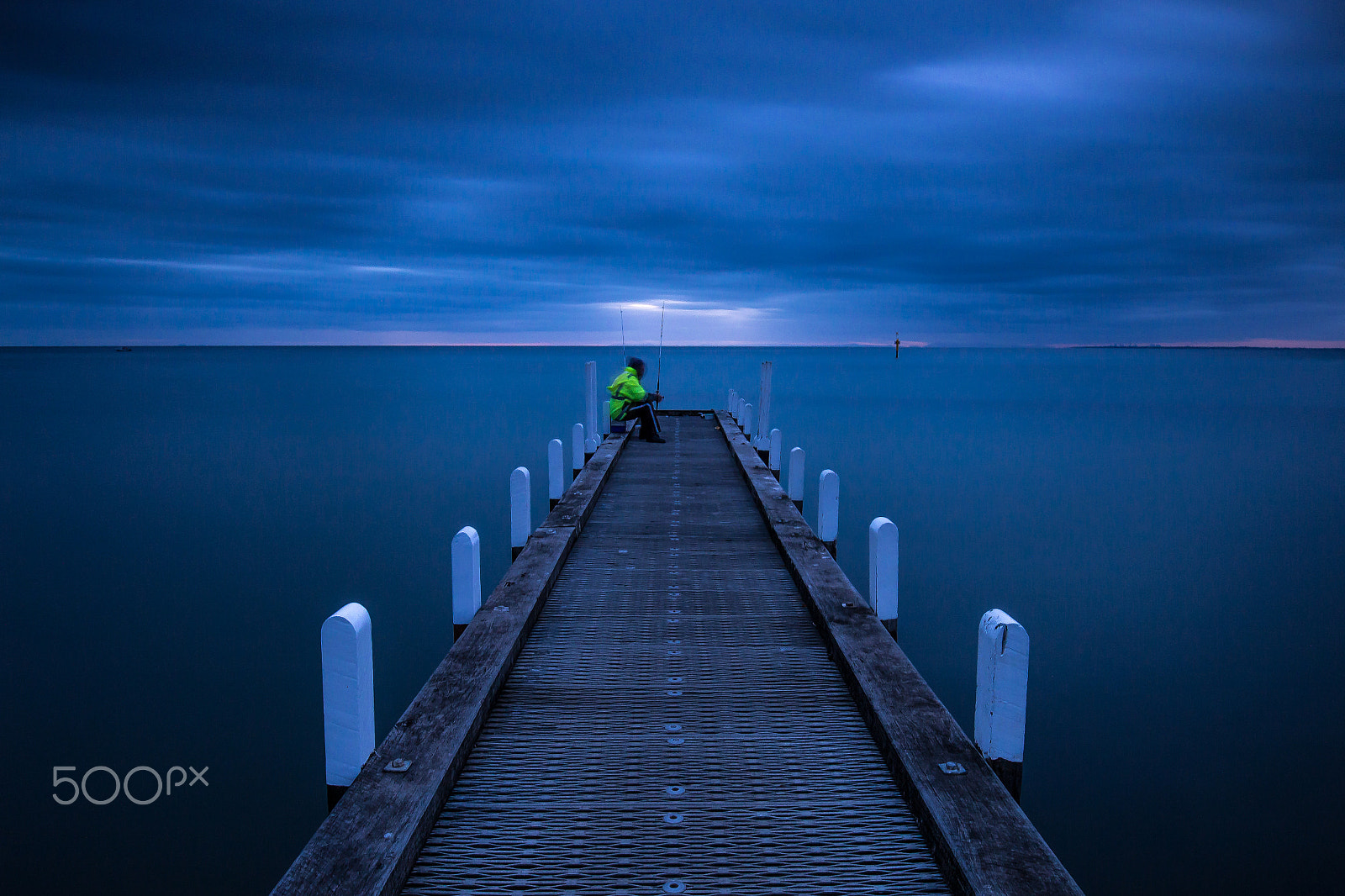 Canon EOS 700D (EOS Rebel T5i / EOS Kiss X7i) + Canon EF 16-35mm F4L IS USM sample photo. Olivers hill jetty photography