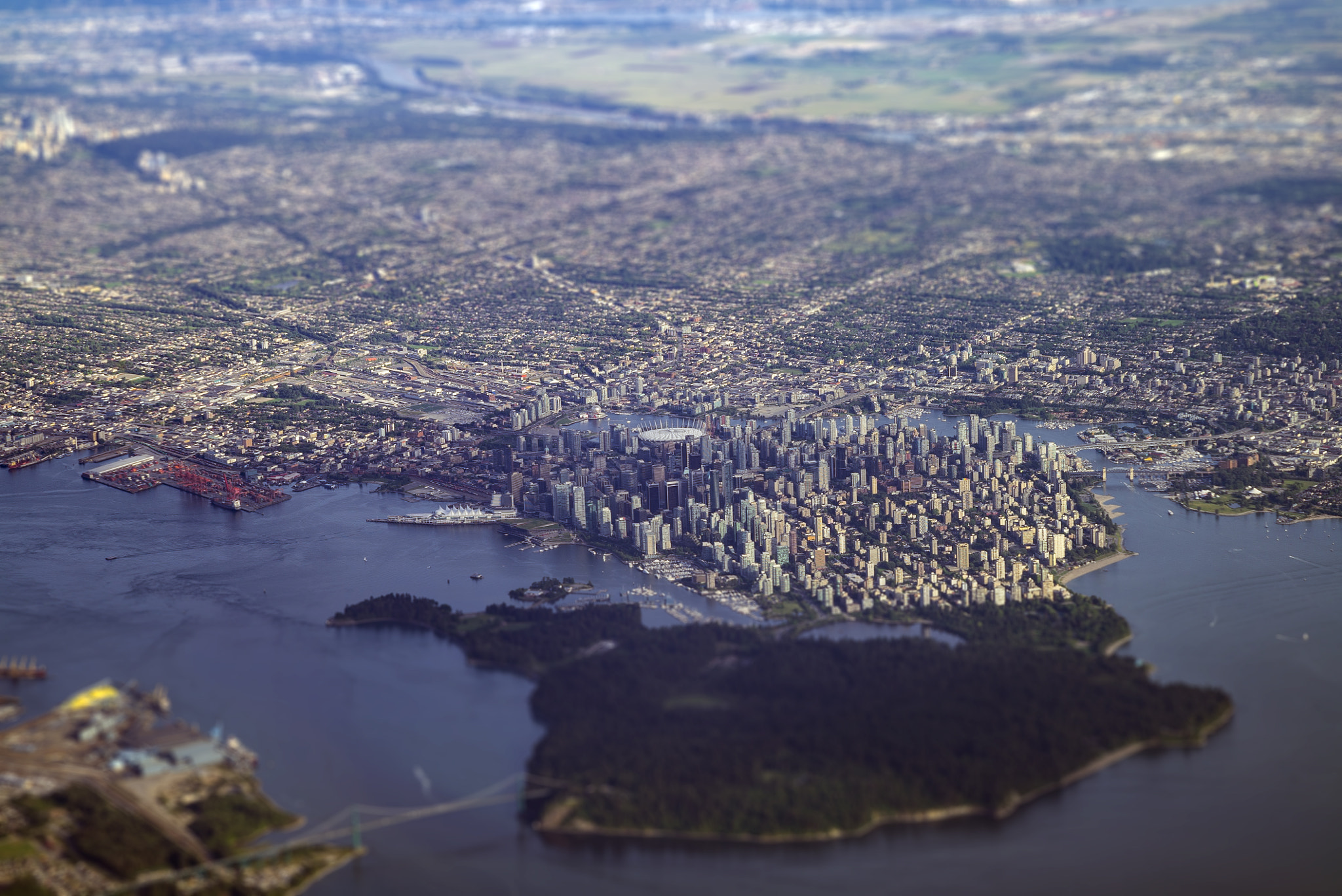 Tamron 18-270mm F3.5-6.3 Di II PZD sample photo. Yvr arial photography