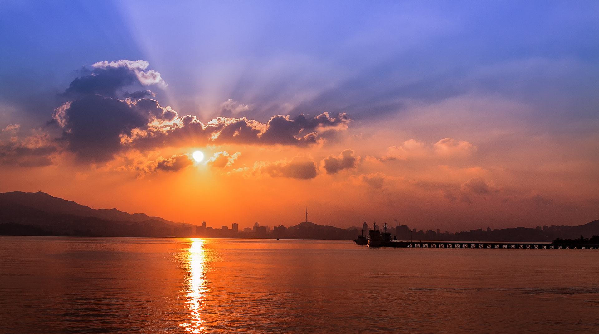 Canon EOS 50D + Sigma 35mm F1.4 DG HSM Art sample photo. 山东威海 photography