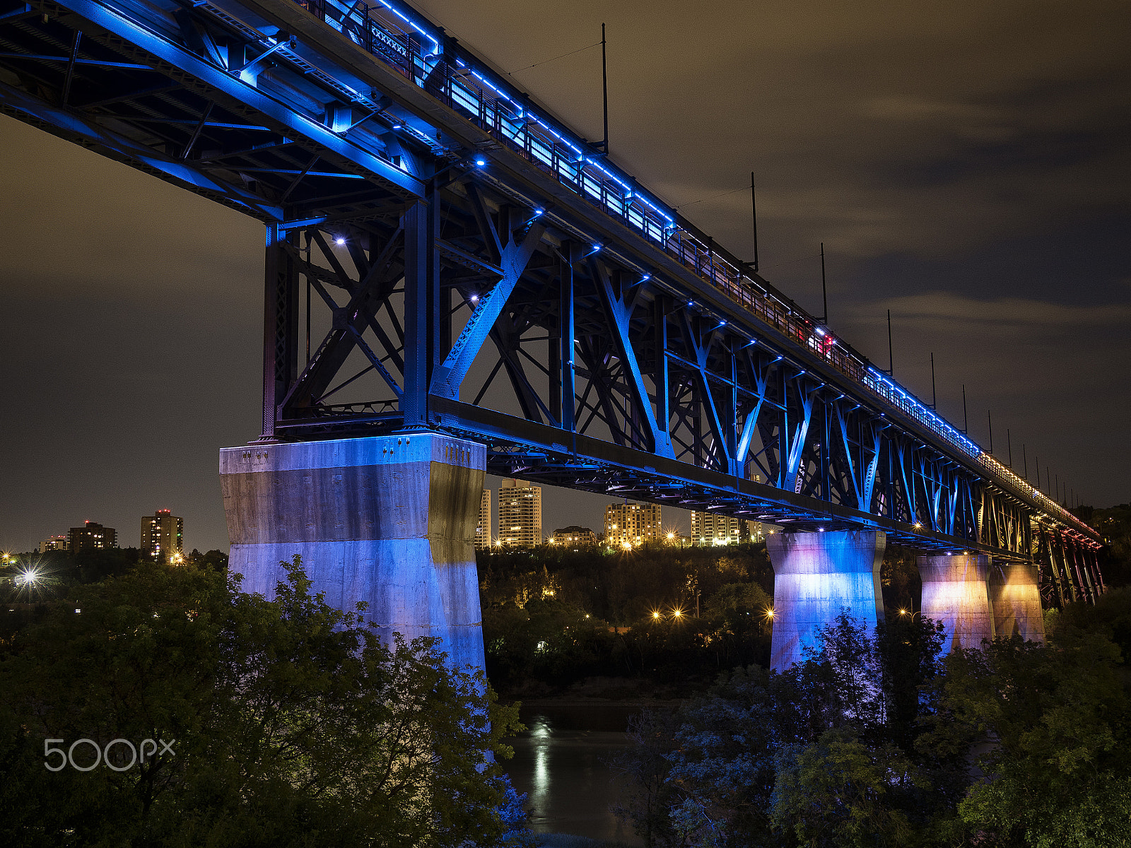 Olympus OM-D E-M5 II + Panasonic Lumix G 20mm F1.7 ASPH sample photo. Lit up high level bridge in edmonton photography