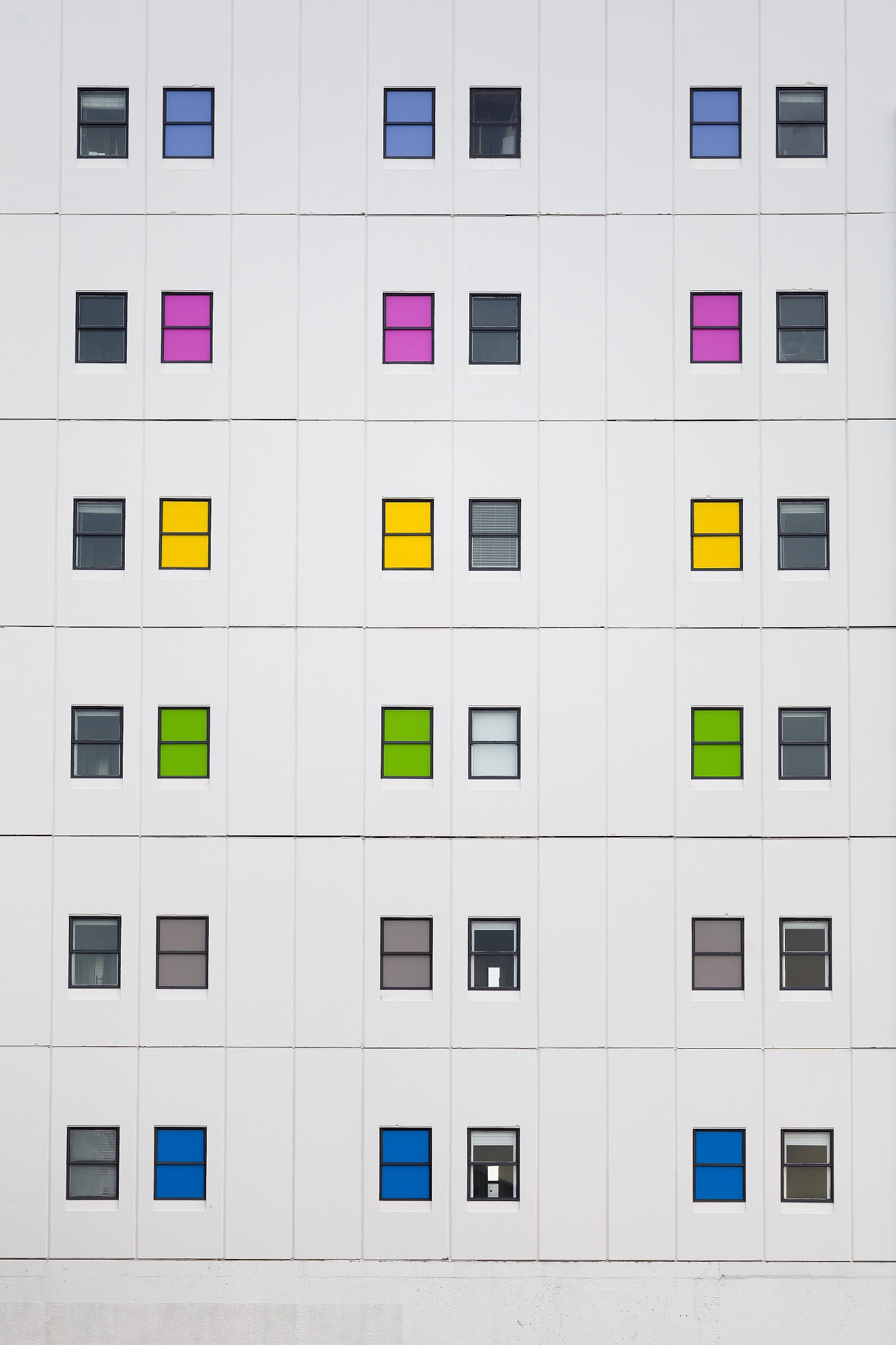 Canon TS-E 90mm F2.8 Tilt-Shift sample photo. City scape photography