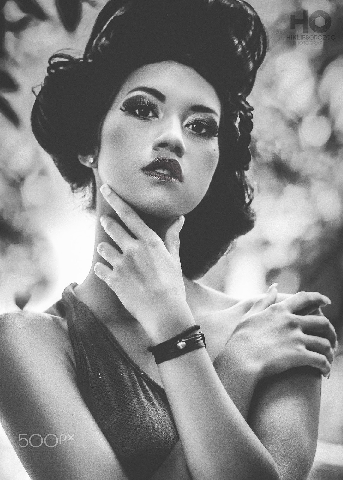 Canon EF 85mm F1.8 USM sample photo. Portrait sahara photography
