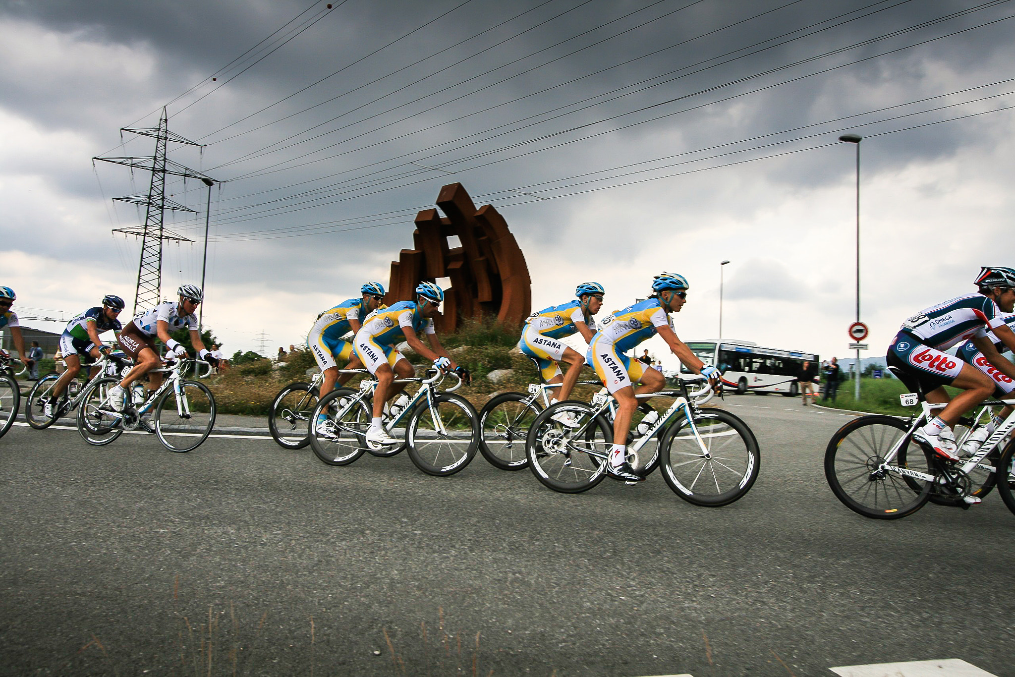 Canon EF-S 10-22mm F3.5-4.5 USM sample photo. Tour de suisse. photography