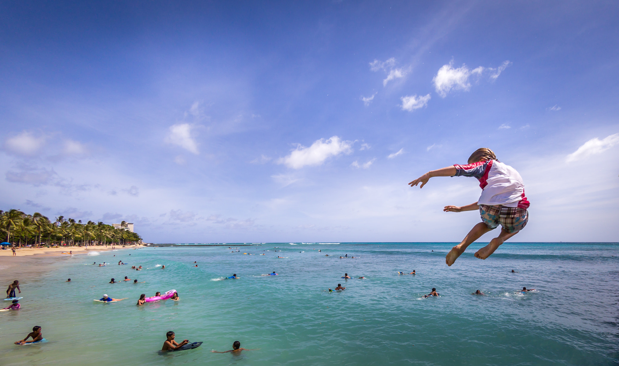 Canon EF 8-15mm F4L Fisheye USM sample photo. Kuhio pier summer launch photography