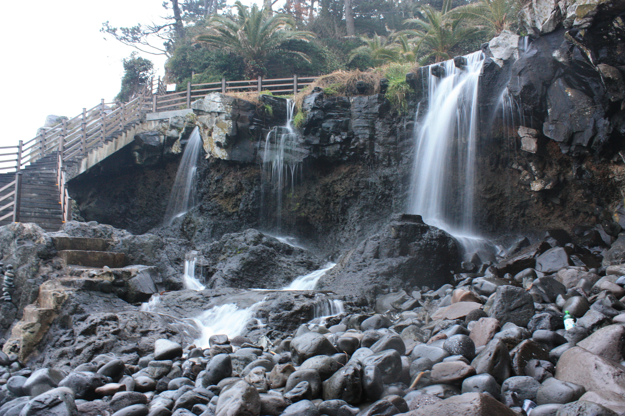 Canon EOS 450D (EOS Rebel XSi / EOS Kiss X2) sample photo. Small jungbang falls photography