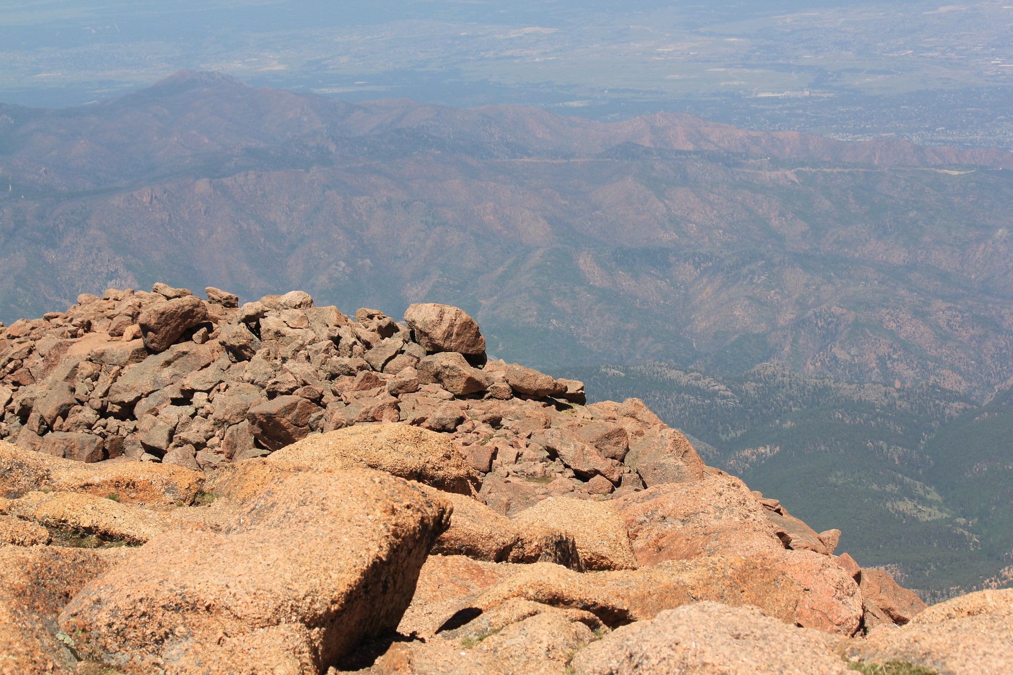 Canon EOS 550D (EOS Rebel T2i / EOS Kiss X4) sample photo. At pikes peak photography