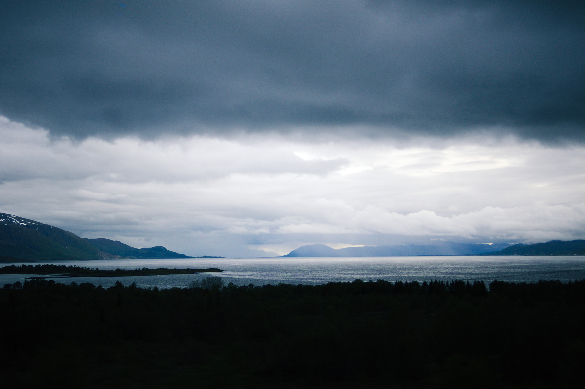 Sony SLT-A55 (SLT-A55V) + Sony DT 30mm F2.8 Macro SAM sample photo. Fjord photography