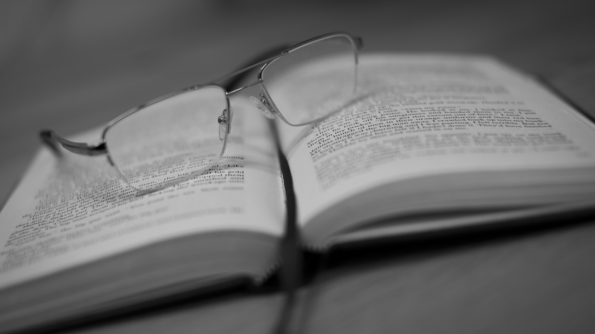 Sony a7 II + Sigma 50mm F1.4 EX DG HSM sample photo. Book and glasses photography