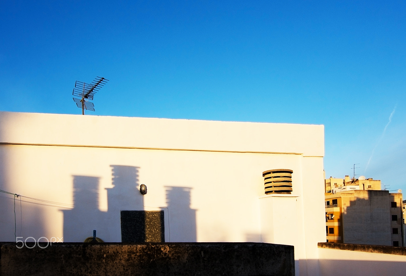 Nikon D7100 + Sigma 24mm F1.8 EX DG Aspherical Macro sample photo. Roof ventilation silhouette photography