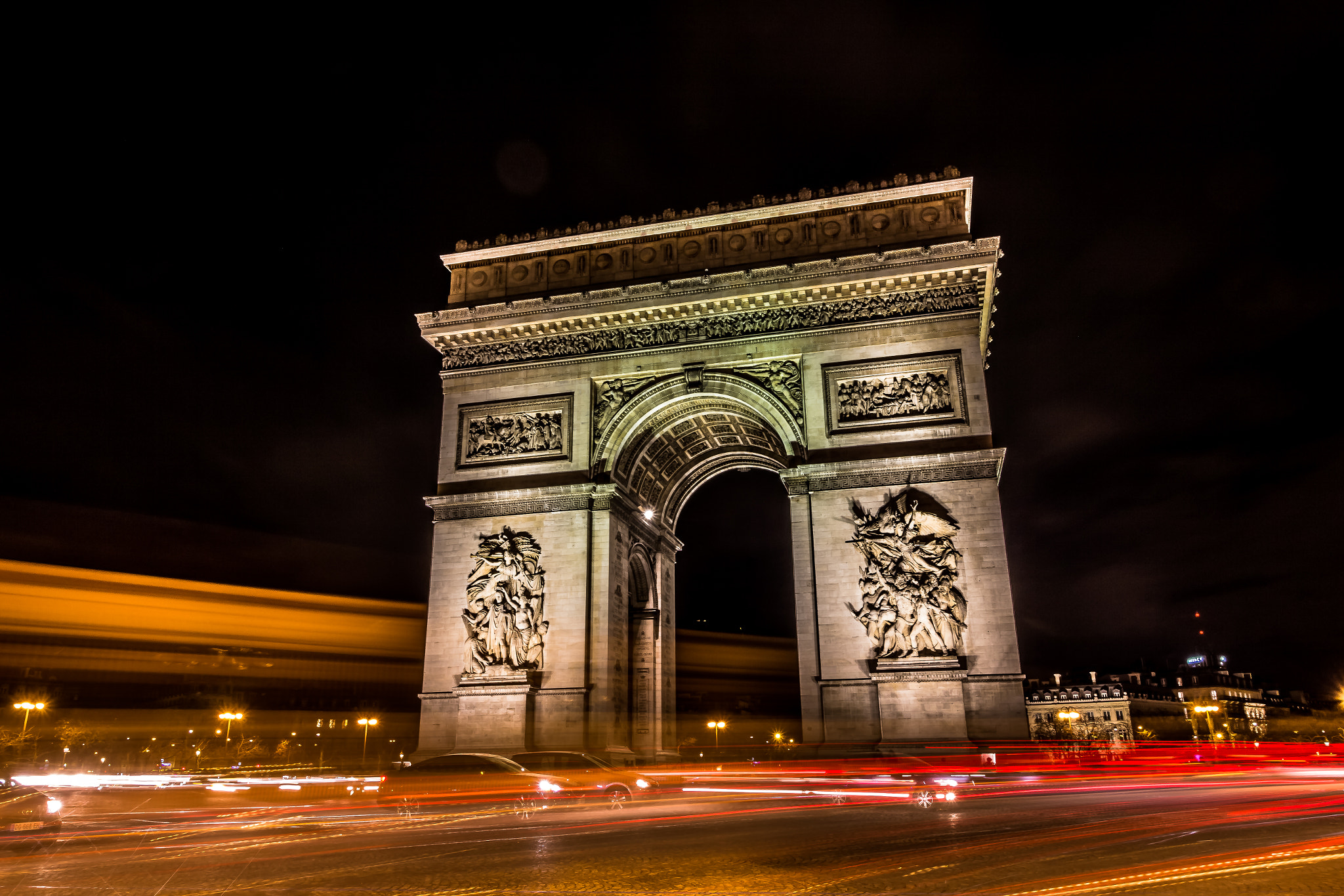 Canon EF-S 10-18mm F4.5–5.6 IS STM sample photo. Arc de triumph photography
