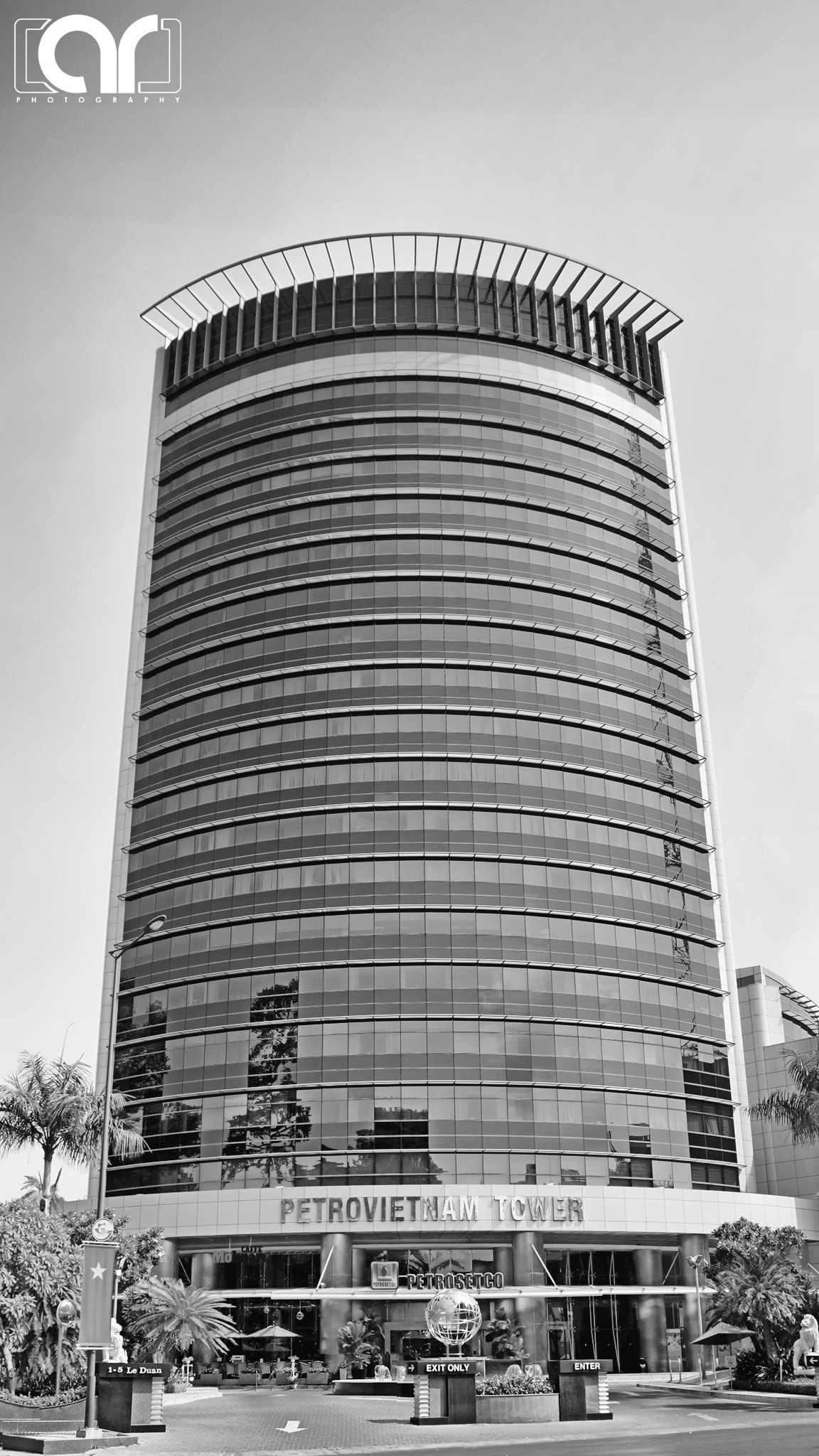 AF Nikkor 18mm f/2.8D sample photo. Petrovietnam tower photography