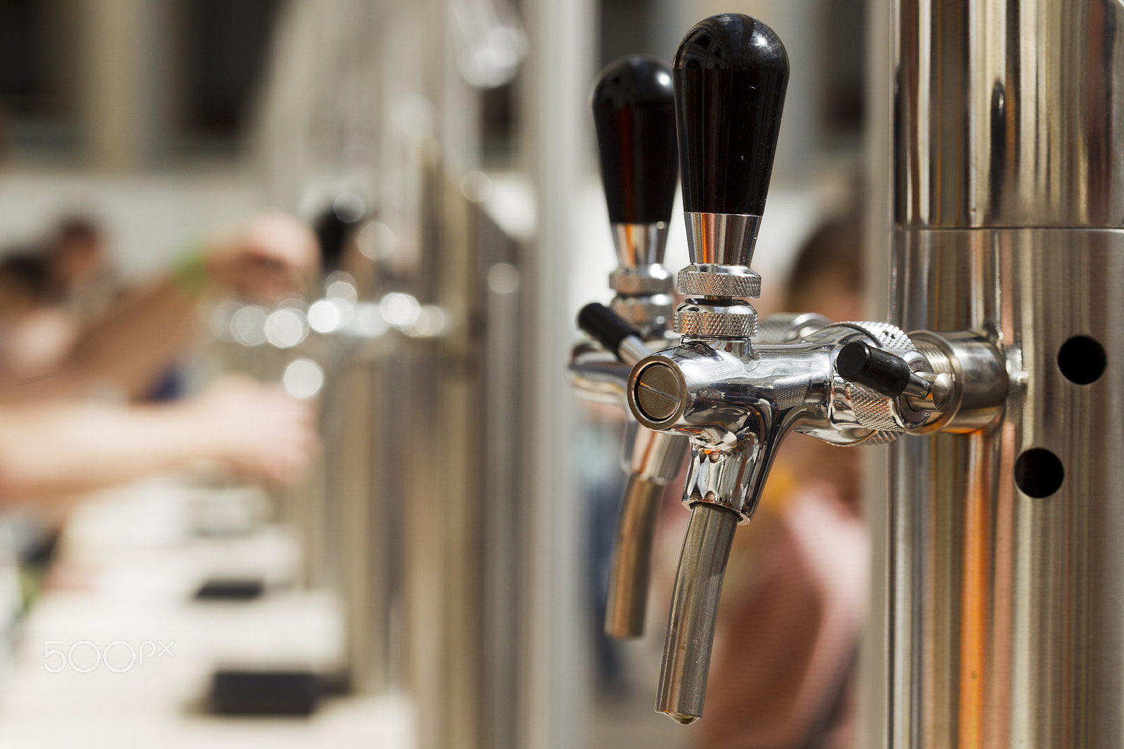 Canon EOS-1D Mark IV sample photo. Bright metal beer tap photography