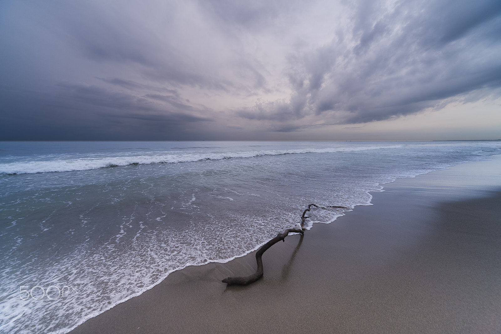 Sigma 12-24mm F4.5-5.6 EX DG Aspherical HSM sample photo. Rainy season photography