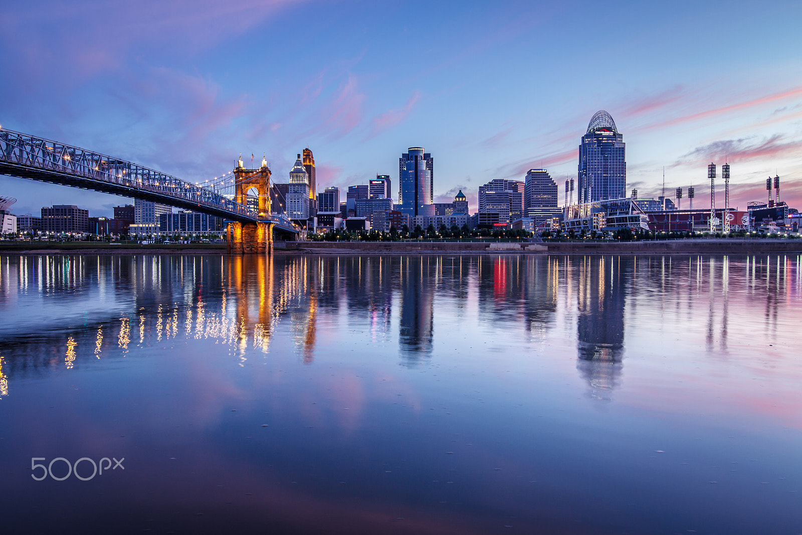 Canon EOS 7D + Canon EF 300mm f/2.8L sample photo. Colorful sunrise over cincinnati photography