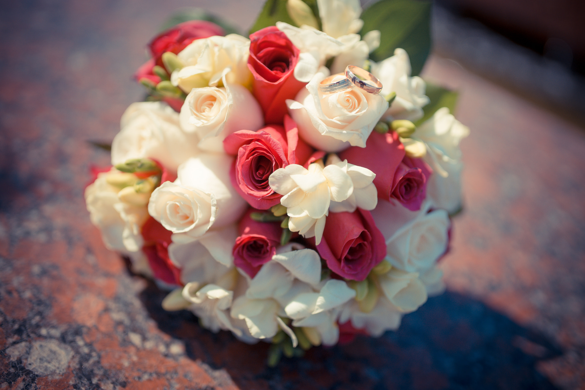 Sony a99 II + Sigma 35mm F1.4 DG HSM Art sample photo. Wedding flowers photography