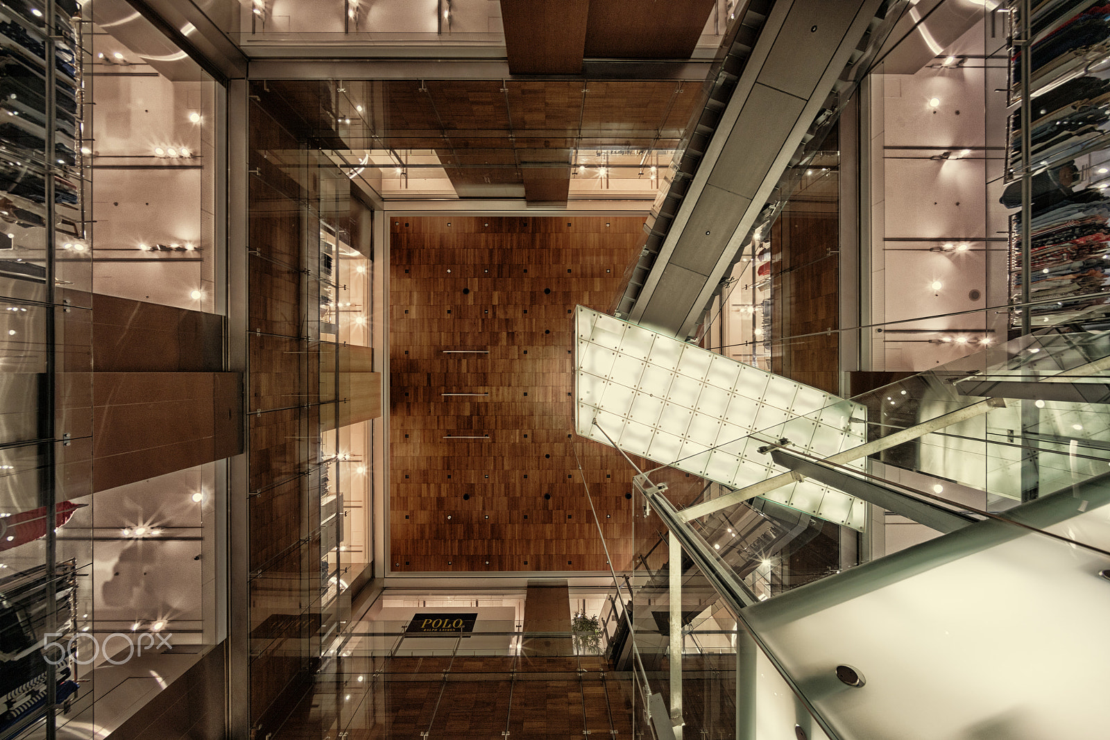Sony a7R II + Voigtlander HELIAR-HYPER WIDE 10mm F5.6 sample photo. Ceiling photography