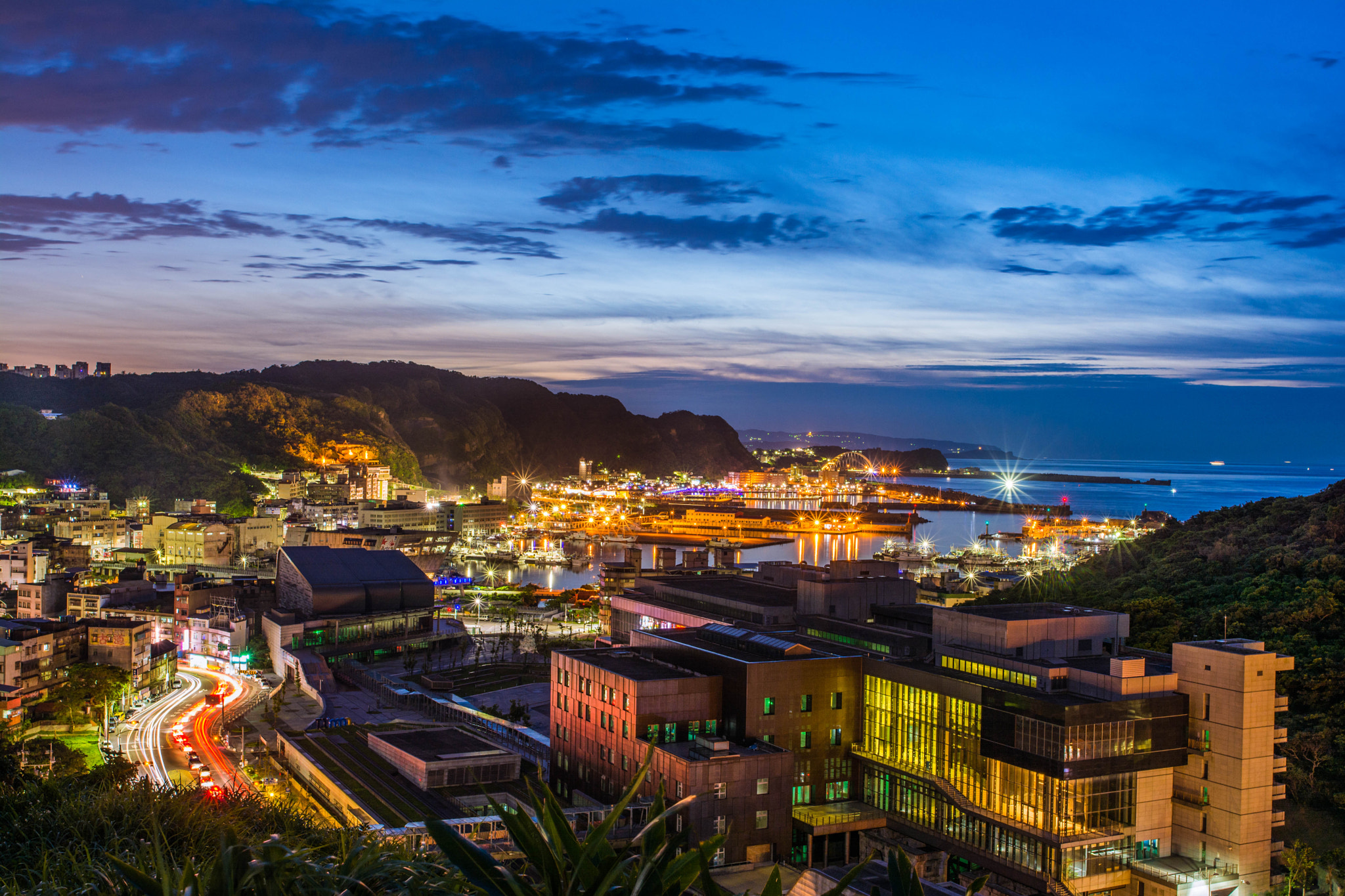 Nikon AF-S Nikkor 24mm F1.8G ED sample photo. Keelung night view photography