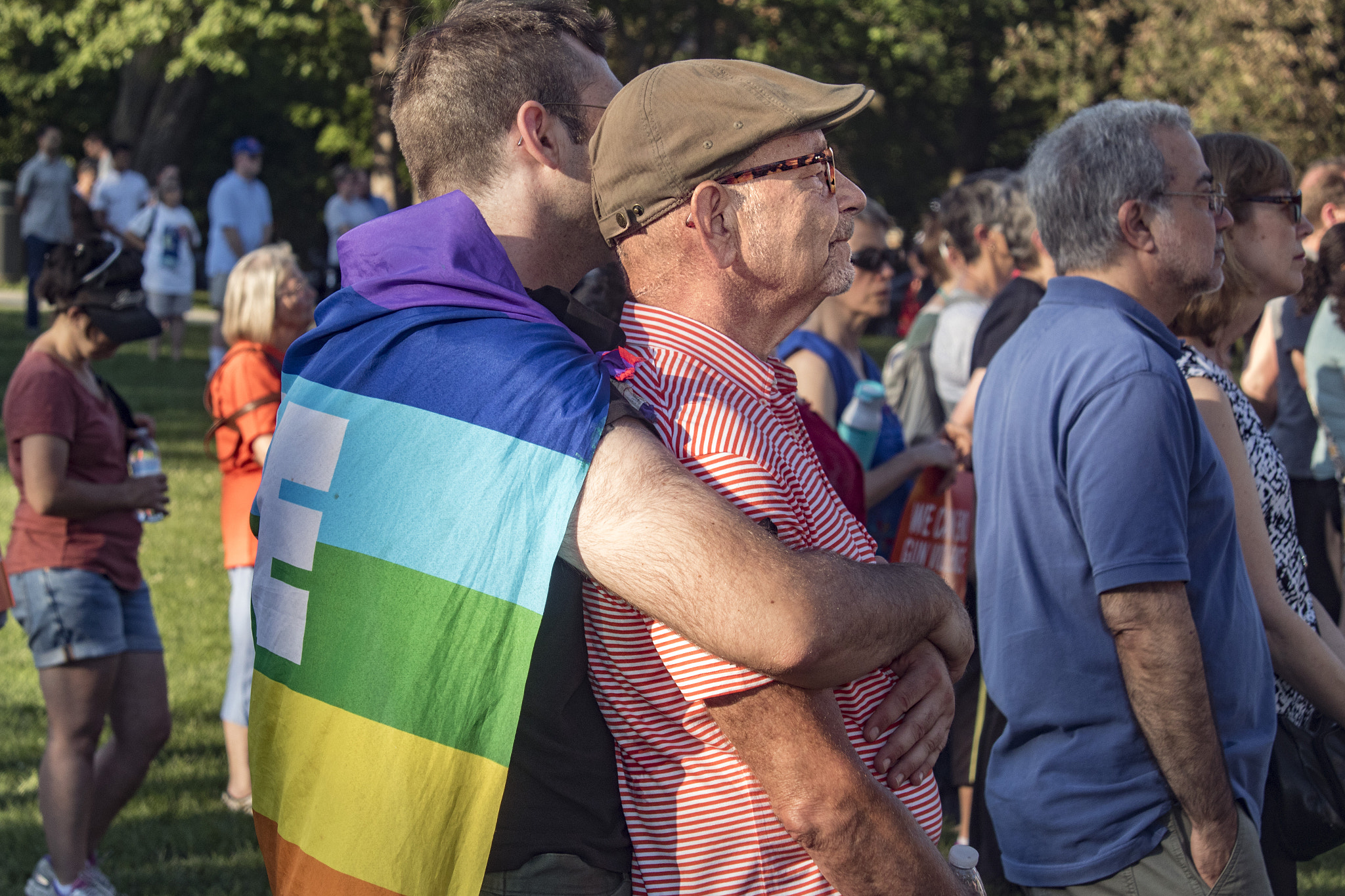 Canon EOS 760D (EOS Rebel T6s / EOS 8000D) sample photo. Vigil in oak park il for the victims in orlando photography