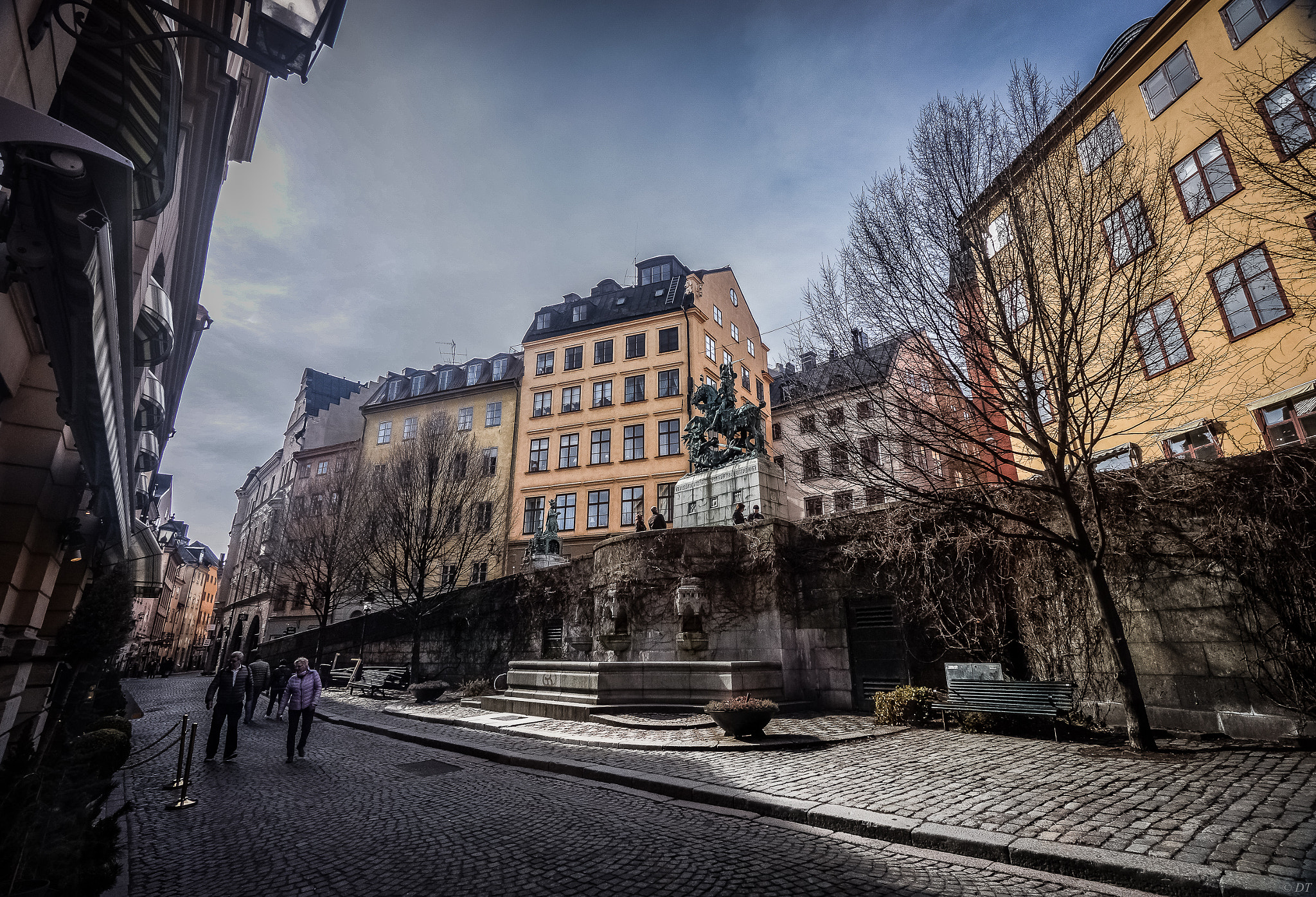 Sony Alpha NEX-7 + Sony E 10-18mm F4 OSS sample photo. Princess saviour photography