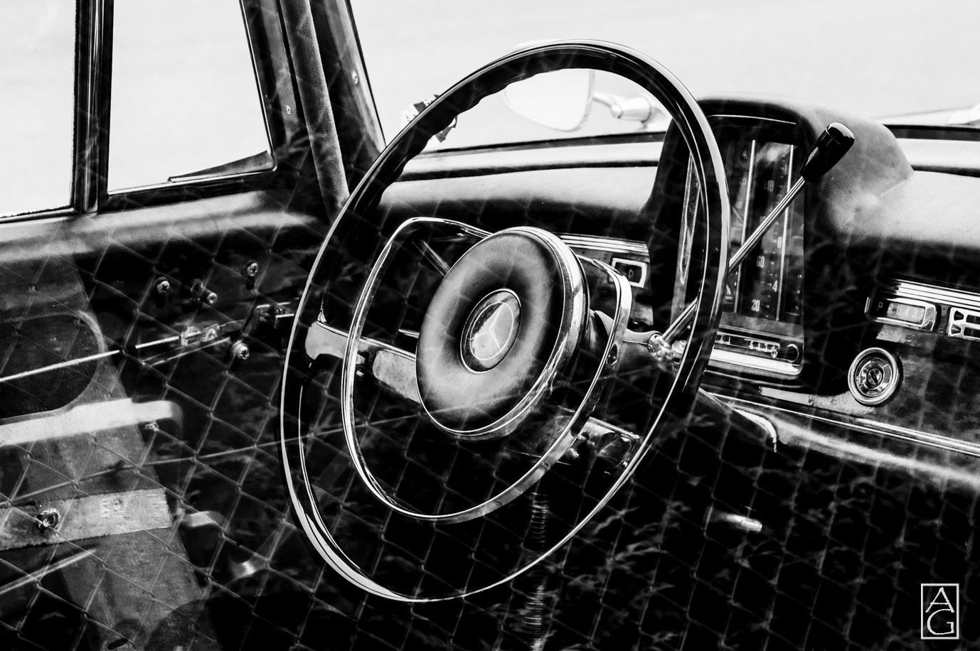 Pentax smc DA 17-70mm F4.0 AL (IF) SDM sample photo. Mercedes vintage photography