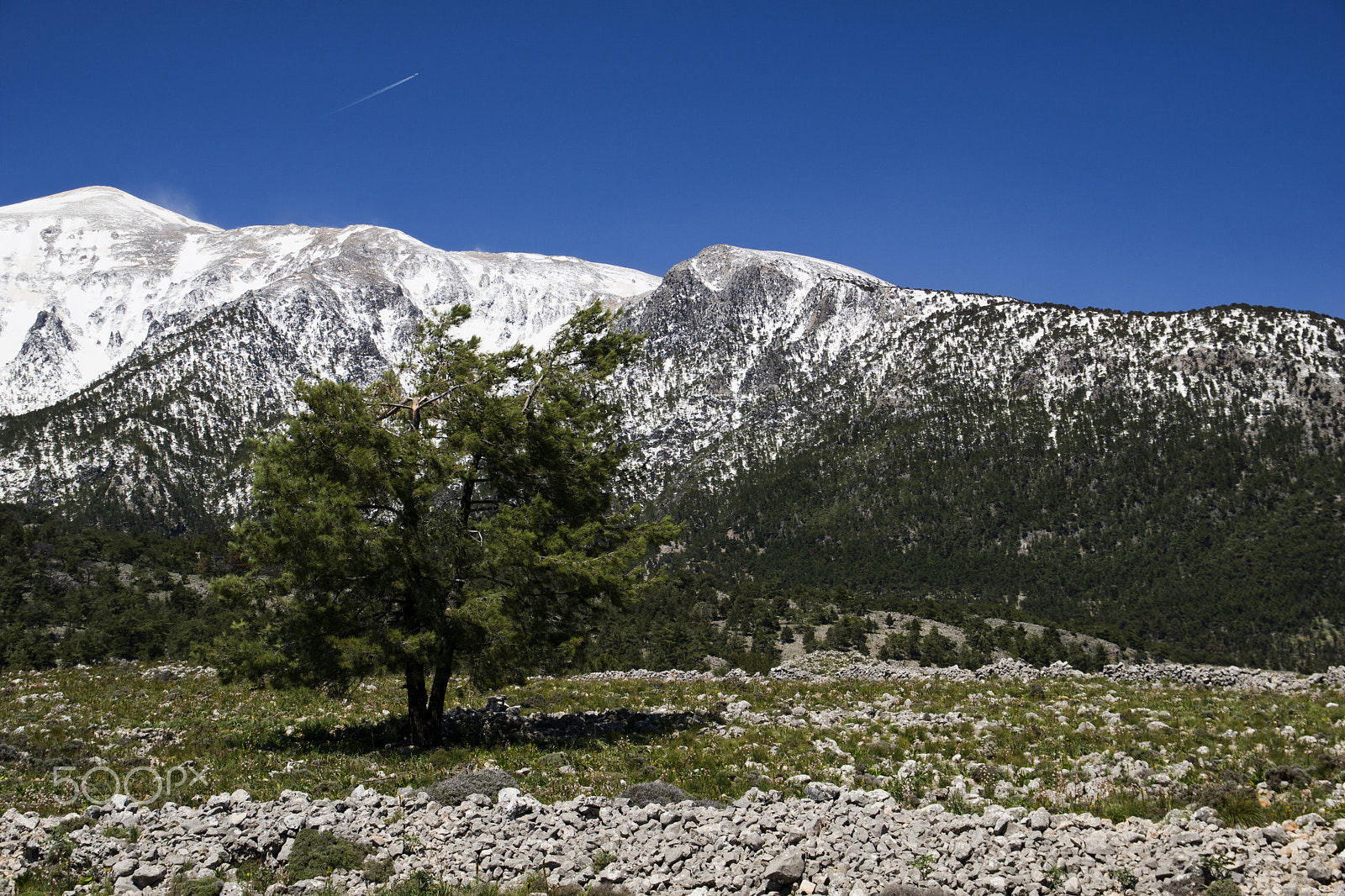 Sony ILCA-77M2 sample photo. The white mountains of anopoli photography