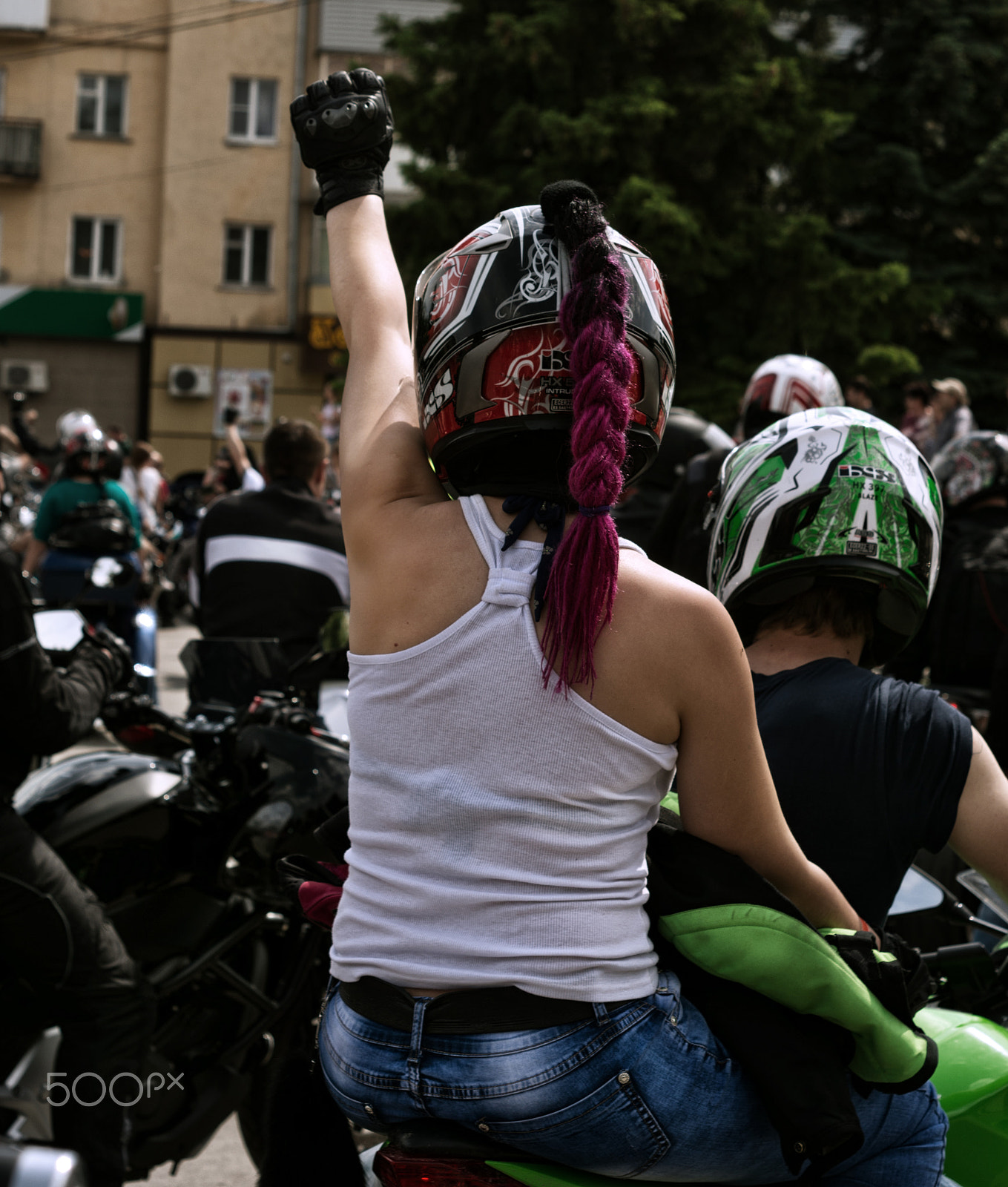 Pentax K-5 IIs + A Series Lens sample photo. Hands up! photography