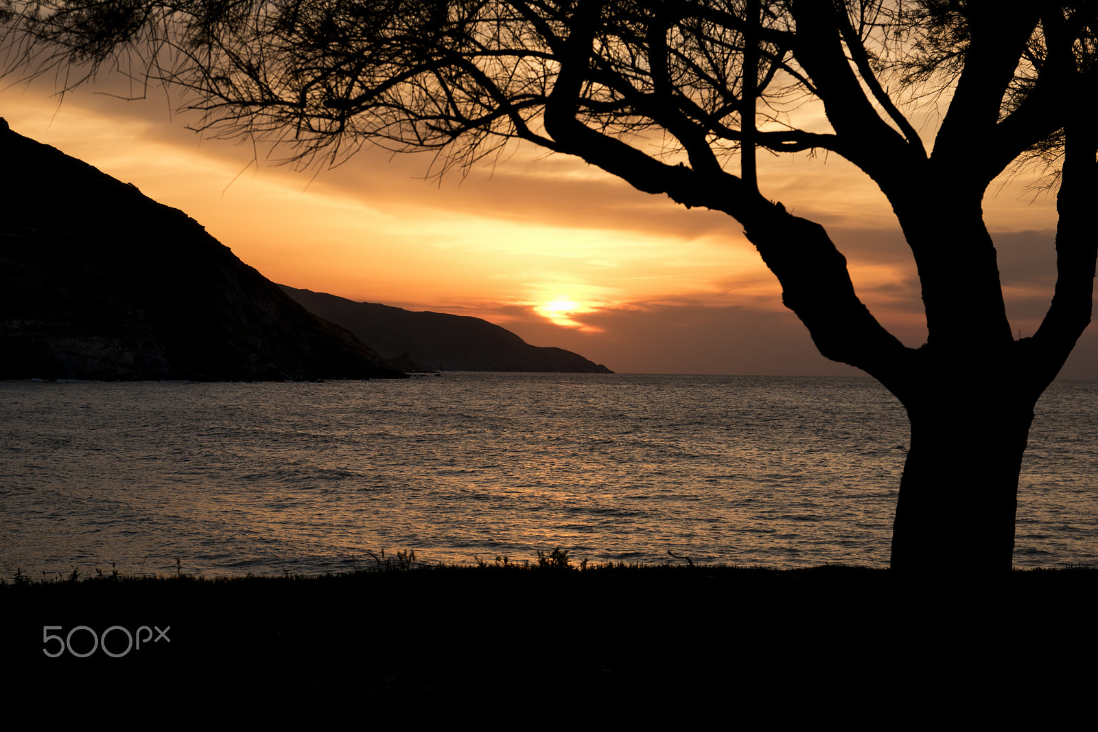 Sony ILCA-77M2 sample photo. Sunset on the way to georgioupoli. photography