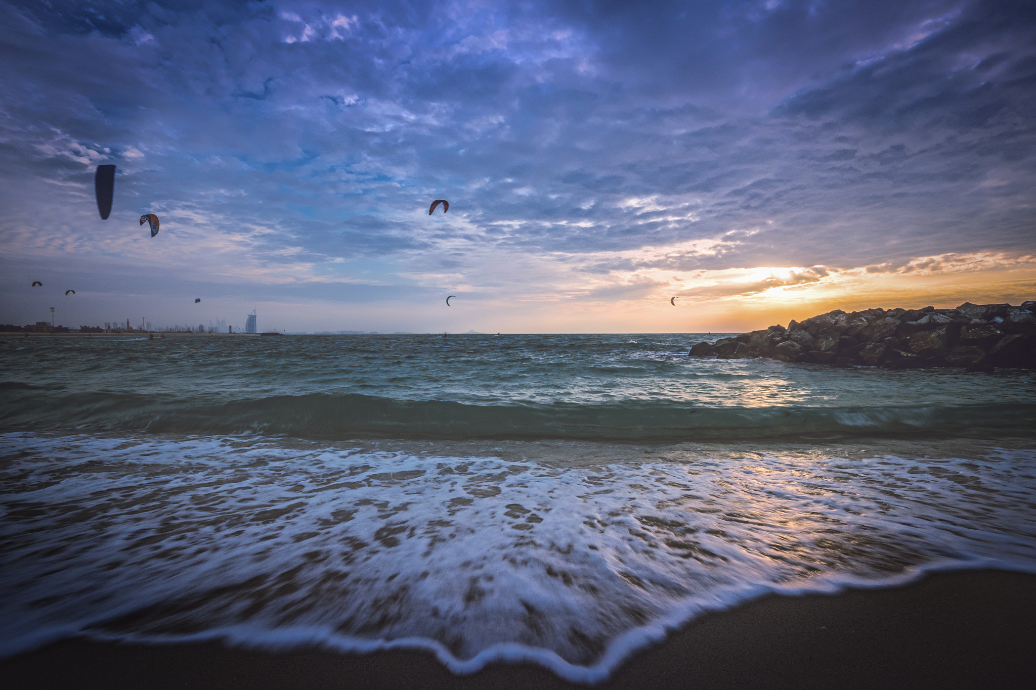 Sigma 10-20mm F4-5.6 EX DC HSM sample photo. Kite beach photography